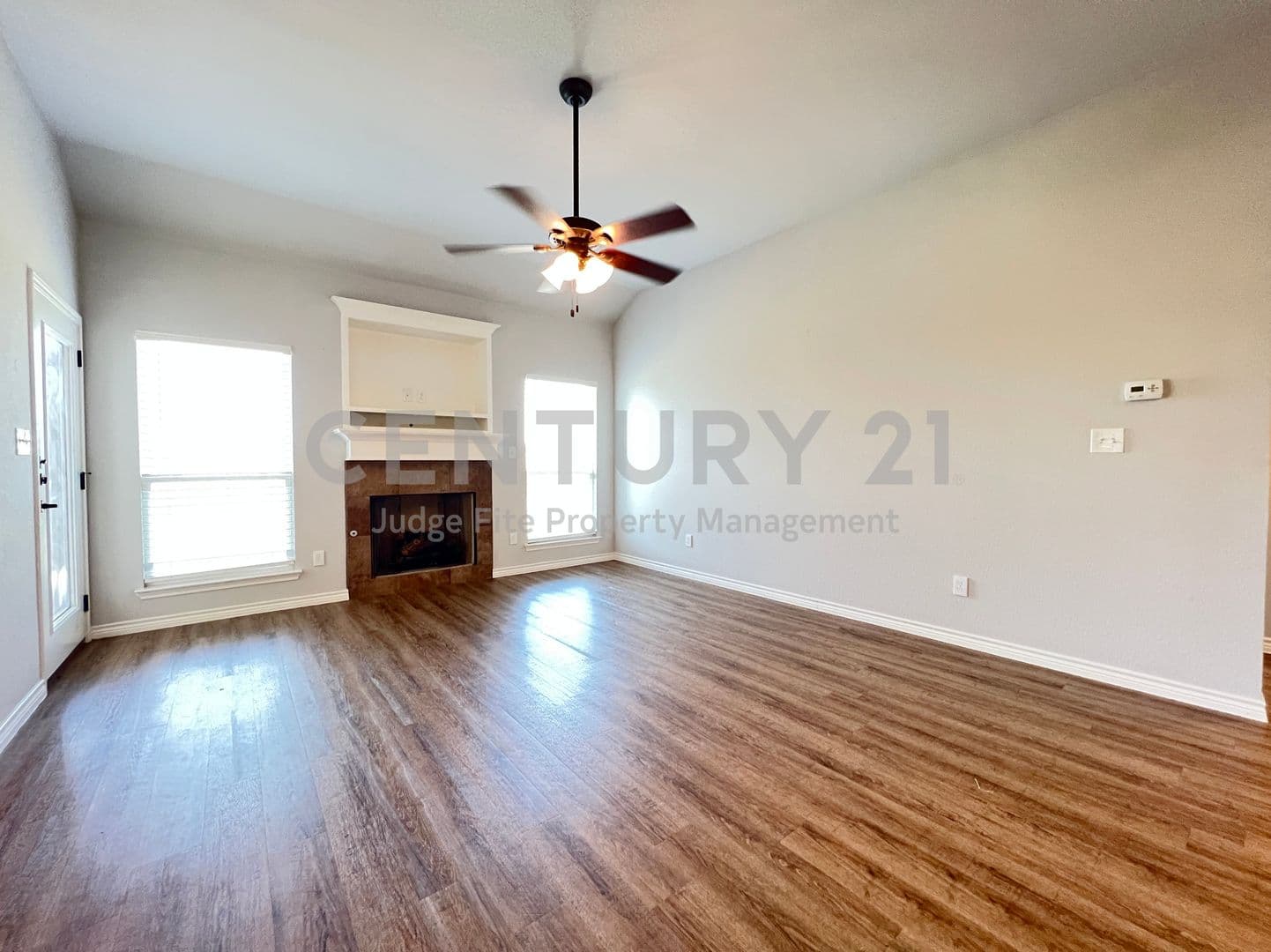 Pilot Point House: 808 E. Northside Drive