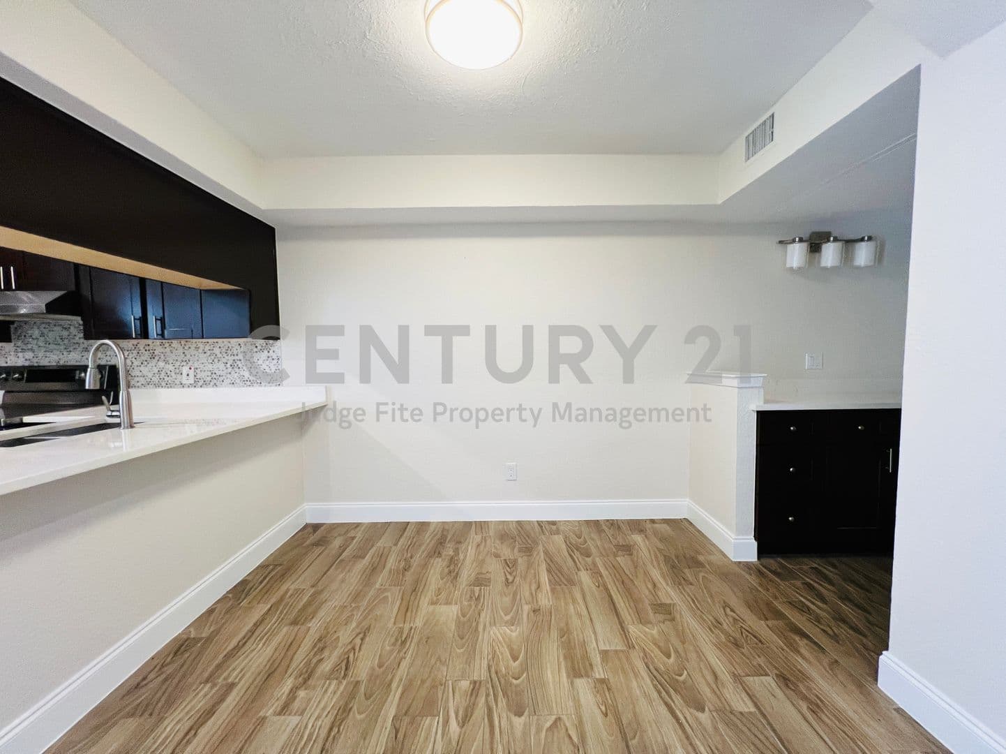 Irving Condo: 4220 Madera Road