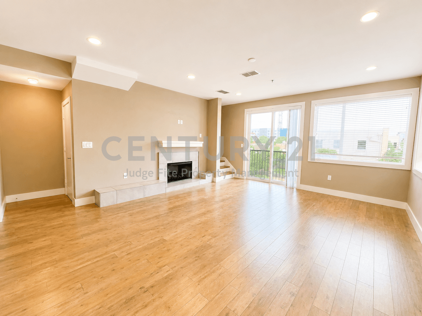 Fort Worth Condo: 1320 May Street #200