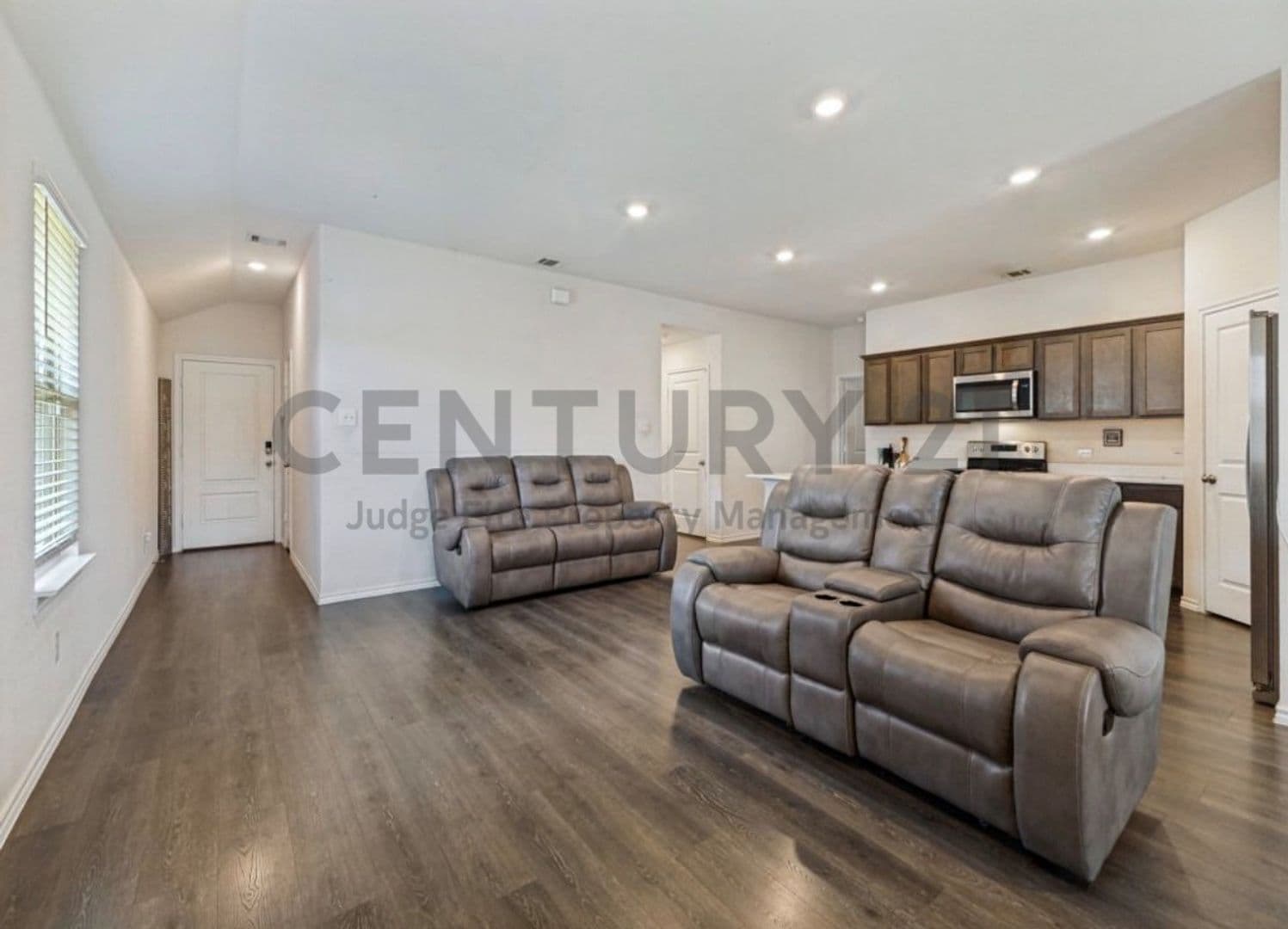 Dallas House: 15127 Athena Drive