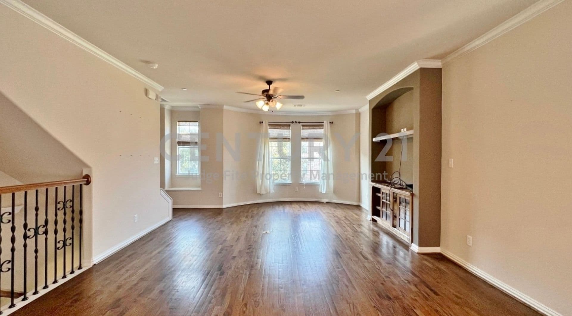 Lewisville Townhome: 2500 Rockbrook Drive Unit 40