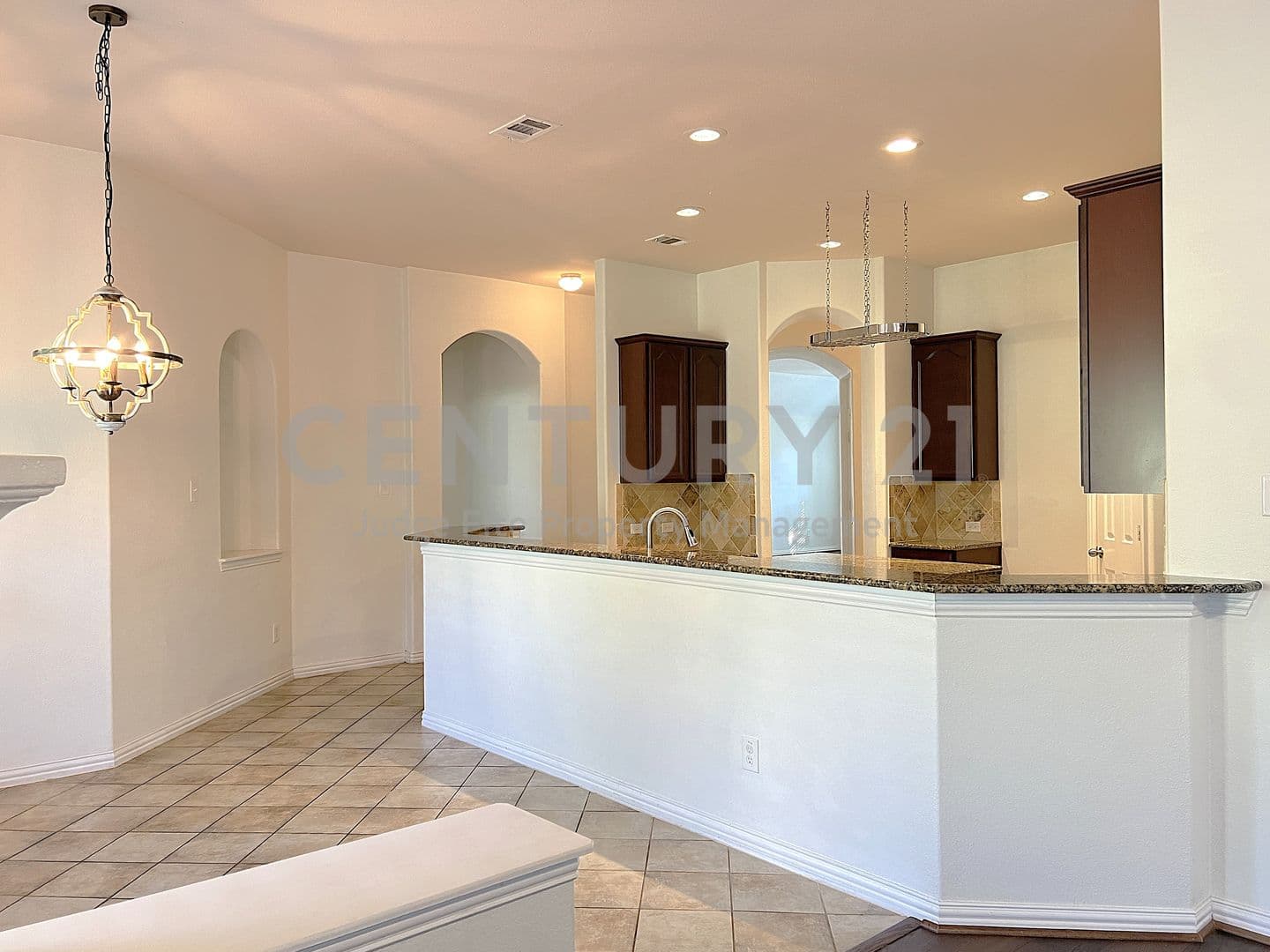 Denton House: 4120 Colina Avenue
