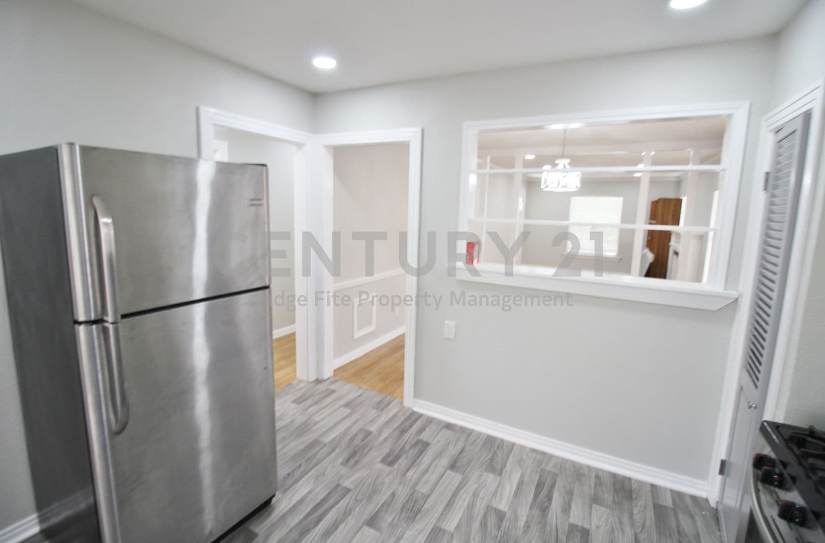 Dallas House: 3427 Kinmore Street