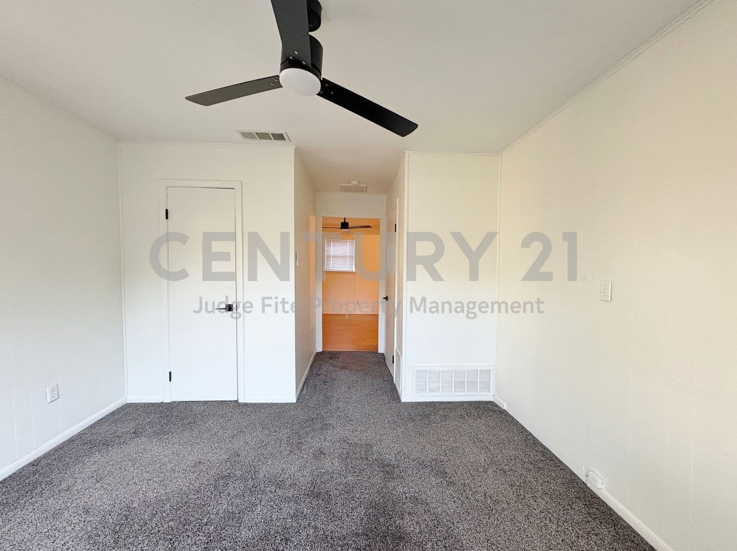 Rockwall House: 206 Renfro Street