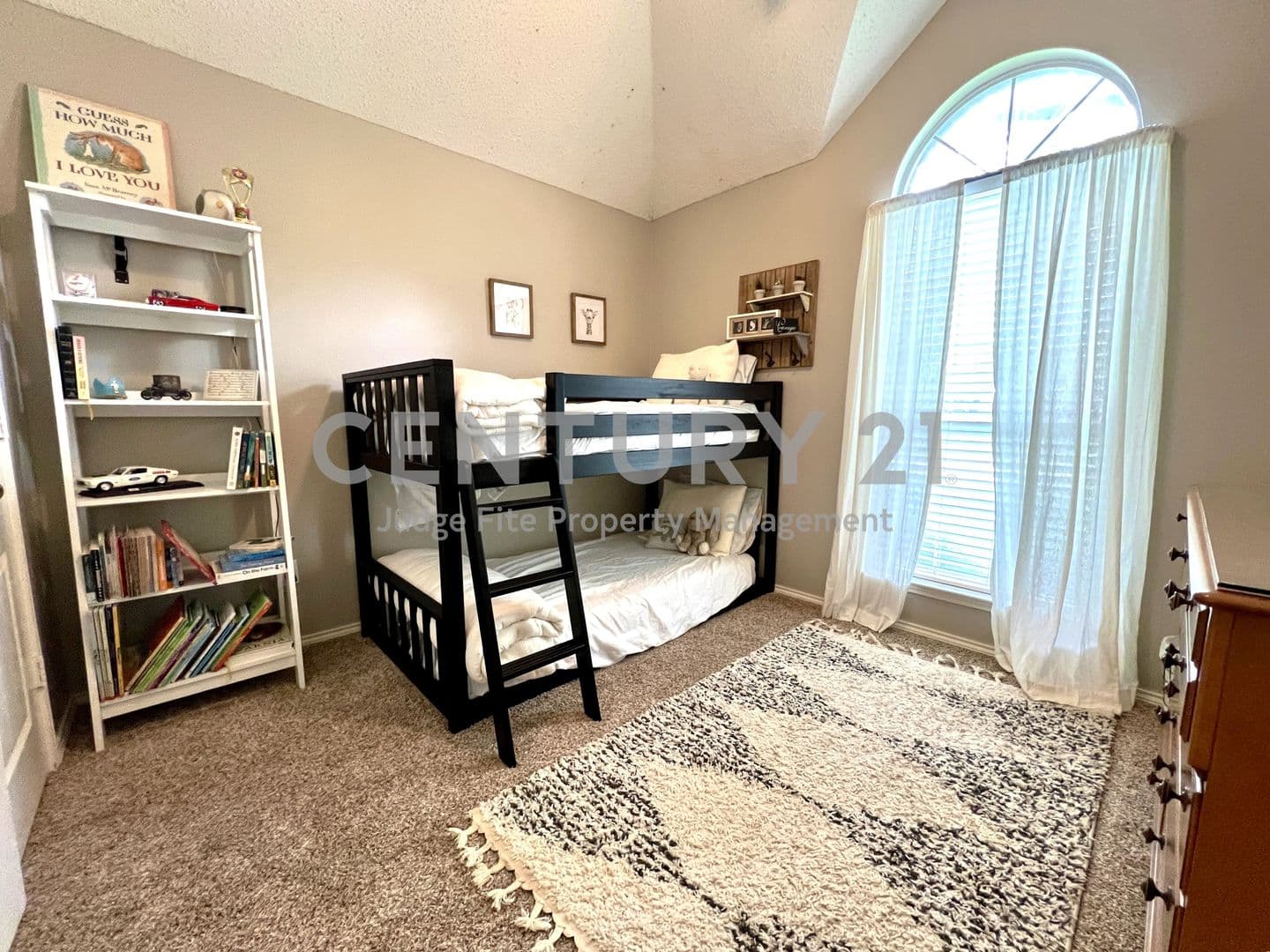 Frisco House: 11413 Huntington Road