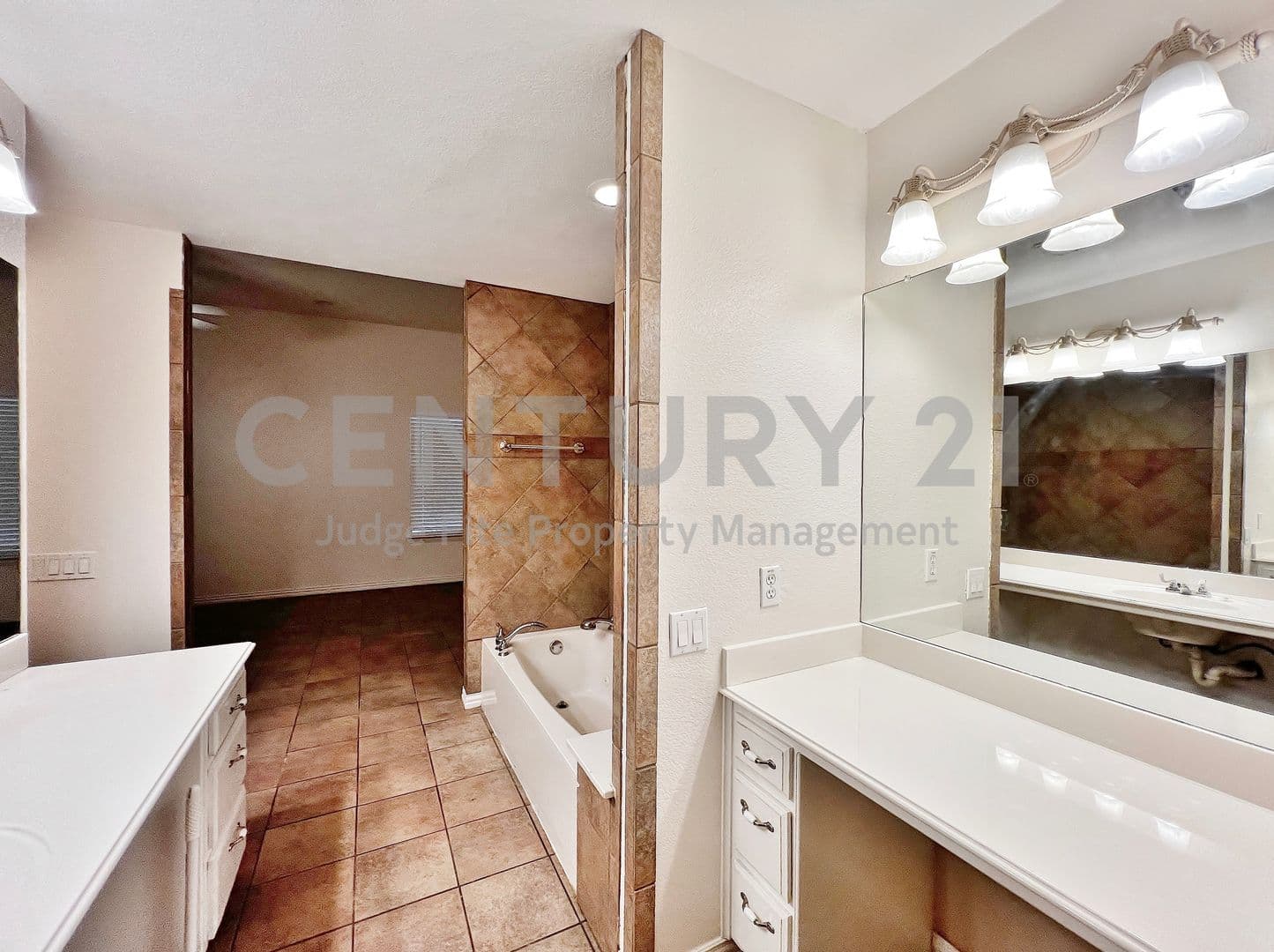 Arlington House: 5131 Trail Dust Lane