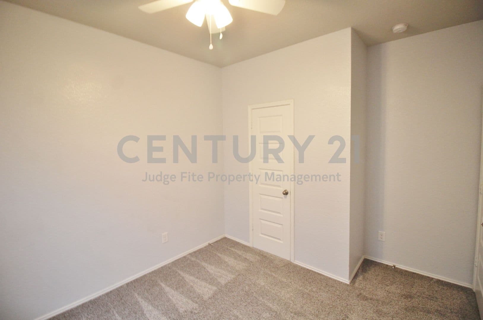 Royse City House: 2139 Mossbrook Drive