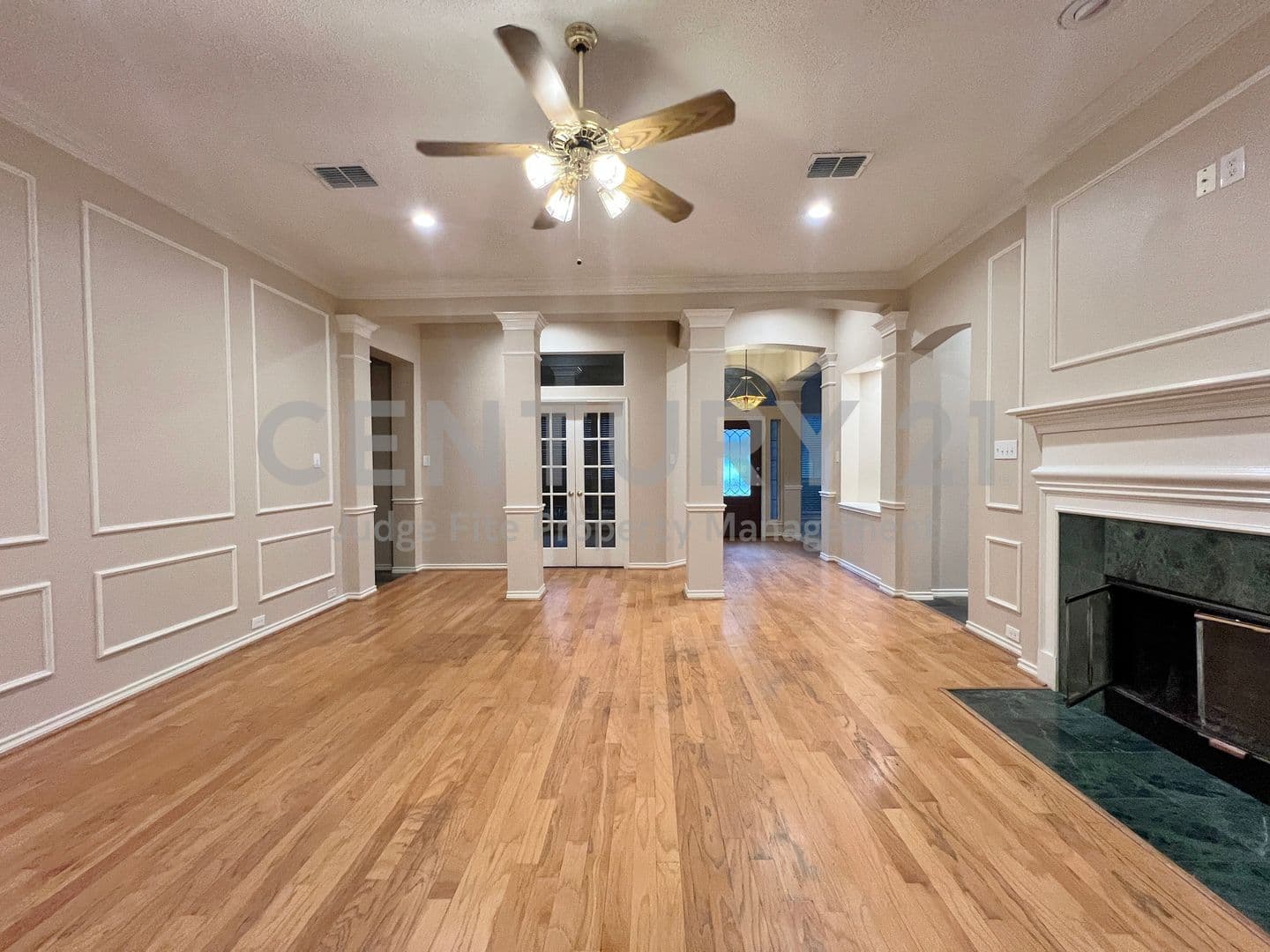 Highland Village House: 2685 Hillside Drive