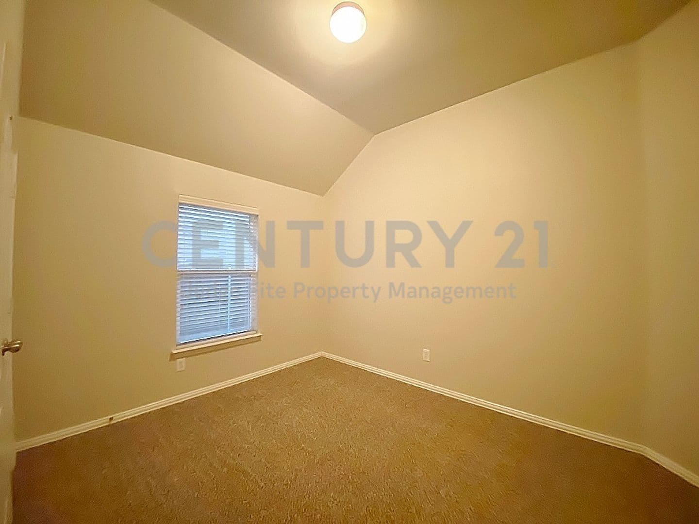 Denton House: 2400 Miranda Place