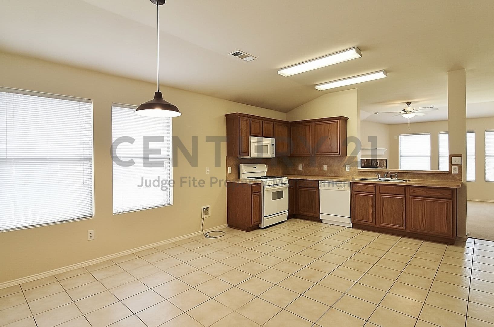 Fort Worth House: 9841 Willowick Avenue