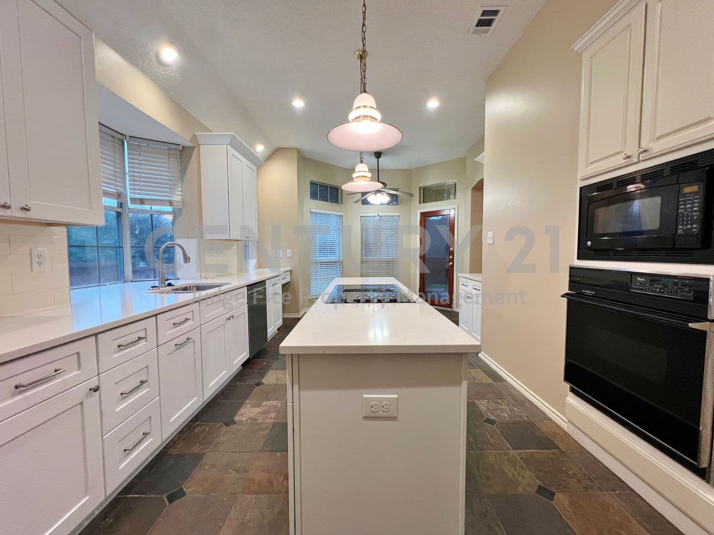 Highland Village House: 2685 Hillside Drive