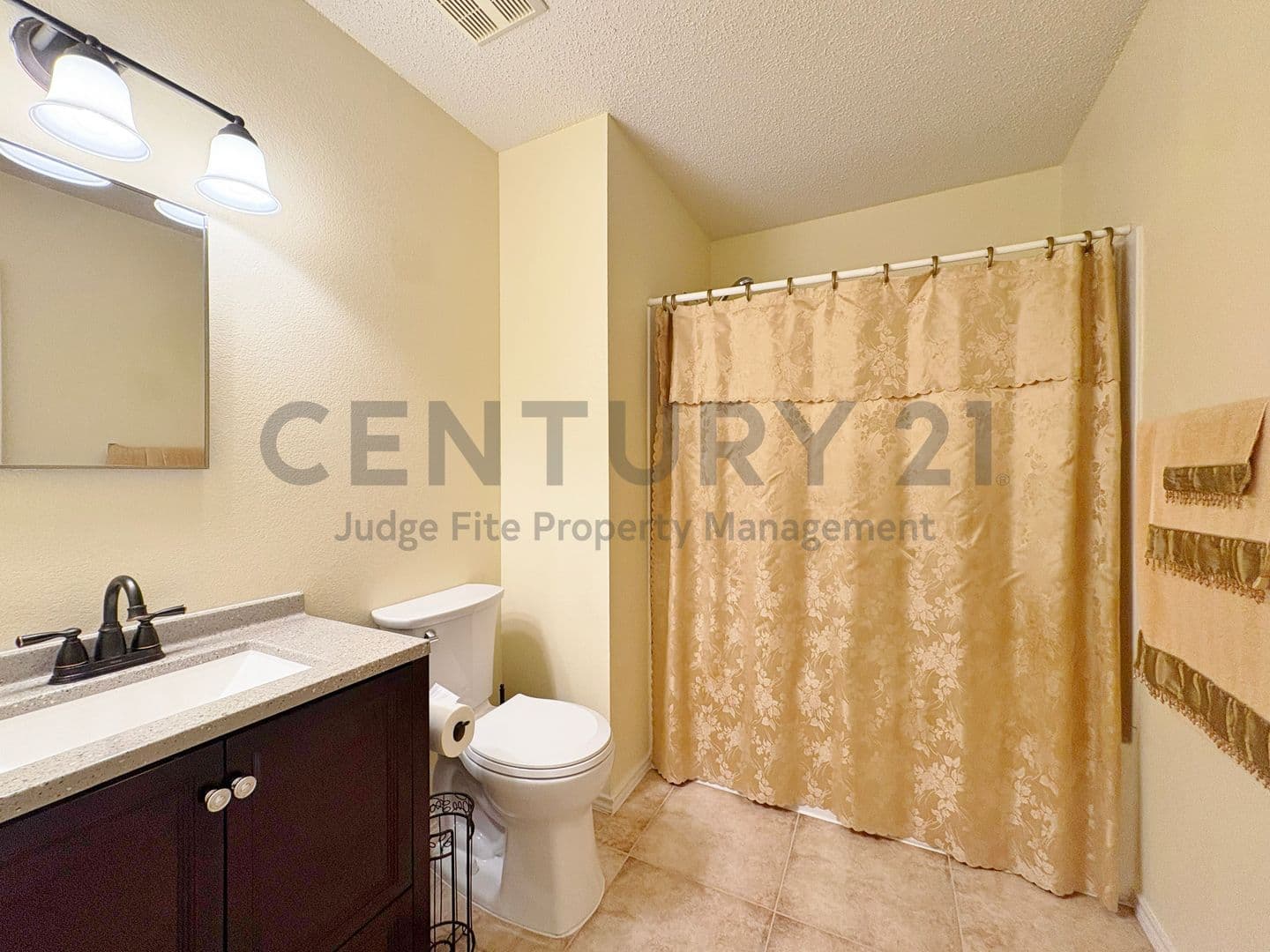Little Elm House: 1708 Canyon Oaks Drive