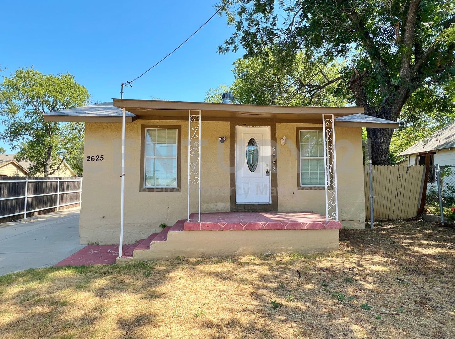 Fort Worth House: 2625 E. 12th Street