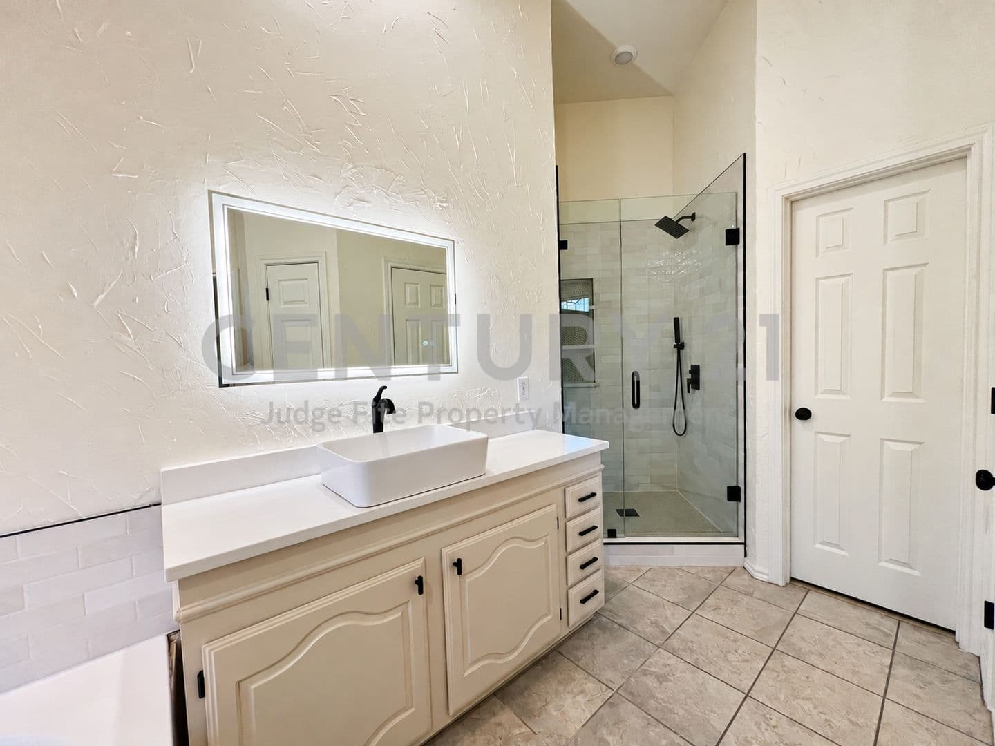 Keller House: 1606 Sarah Brooks Drive