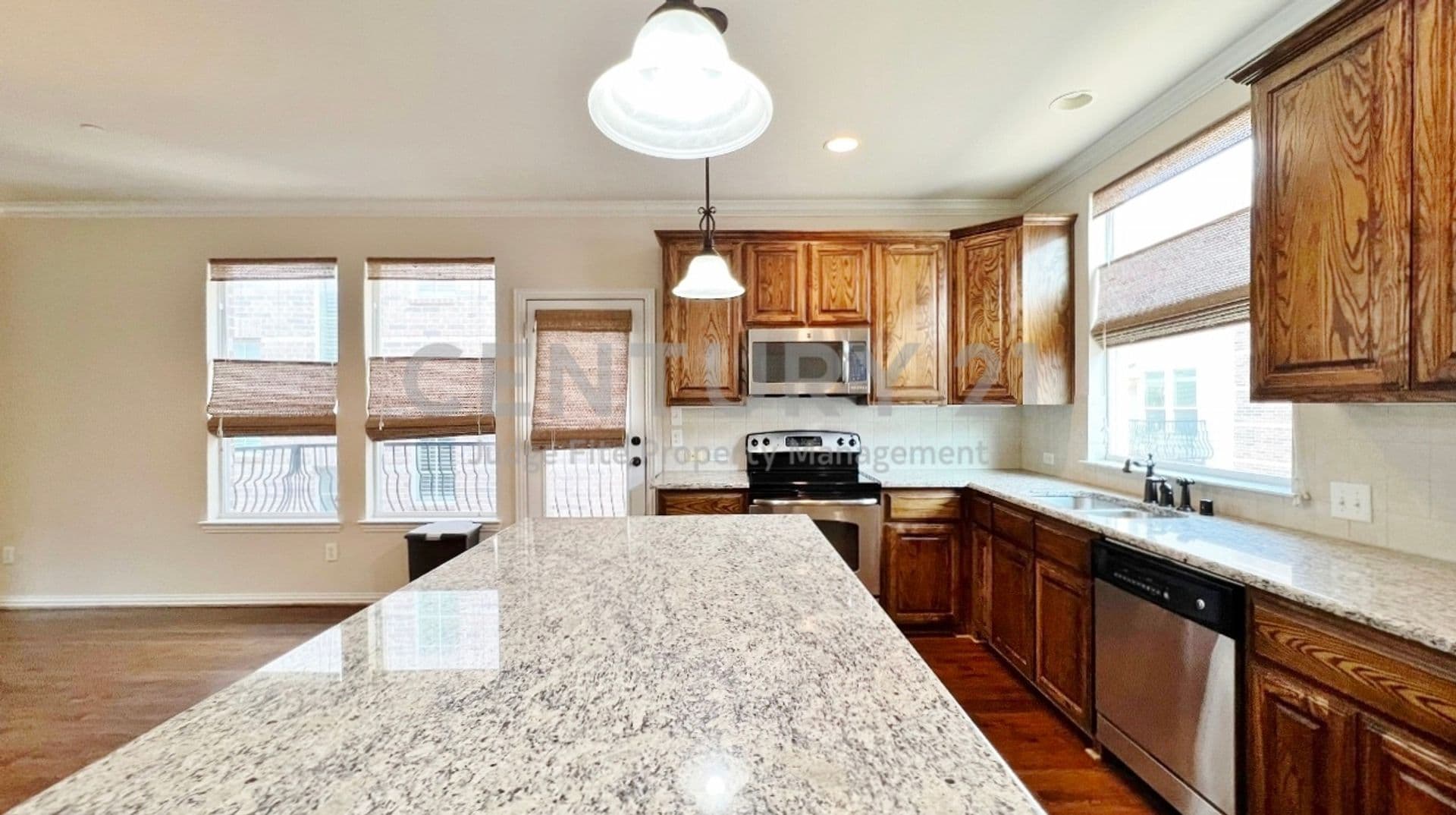 Lewisville Townhome: 2500 Rockbrook Drive Unit 40