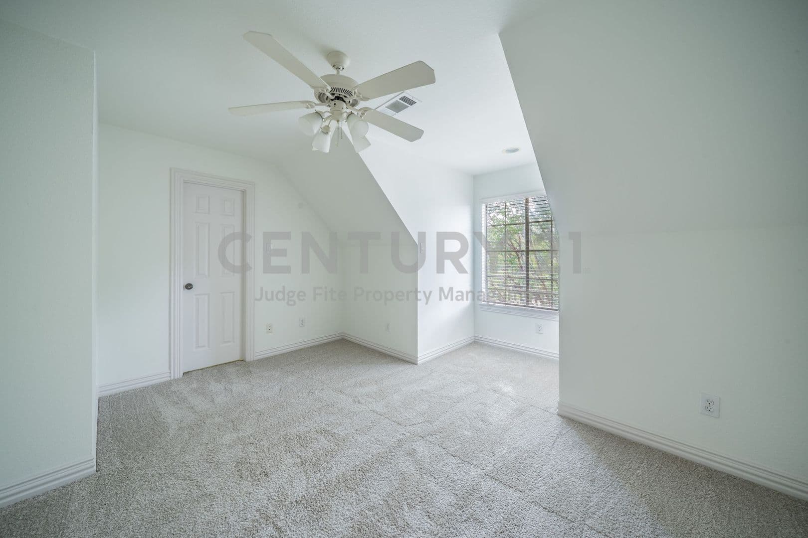 Flower Mound House: 3201 Cedar Ridge Drive