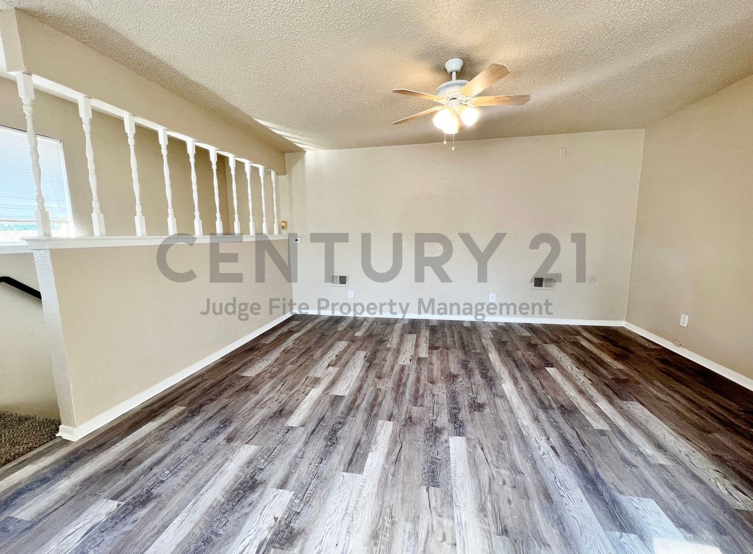 Duncanville House: 219 Rockaway Drive