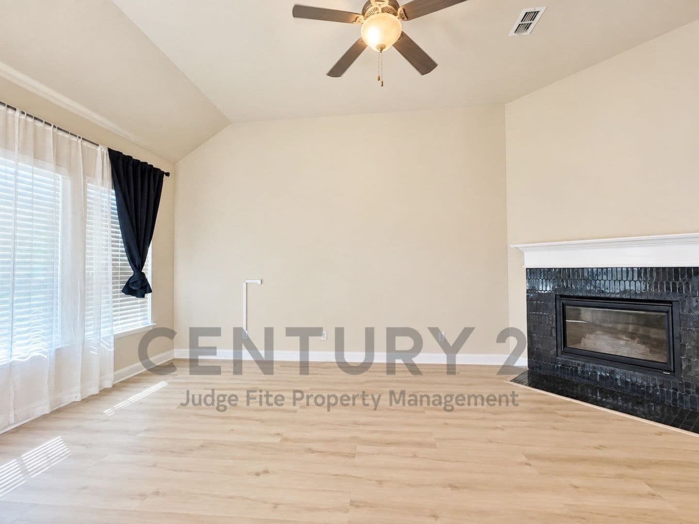 The Colony House: 2645 Walnut Creek Lane