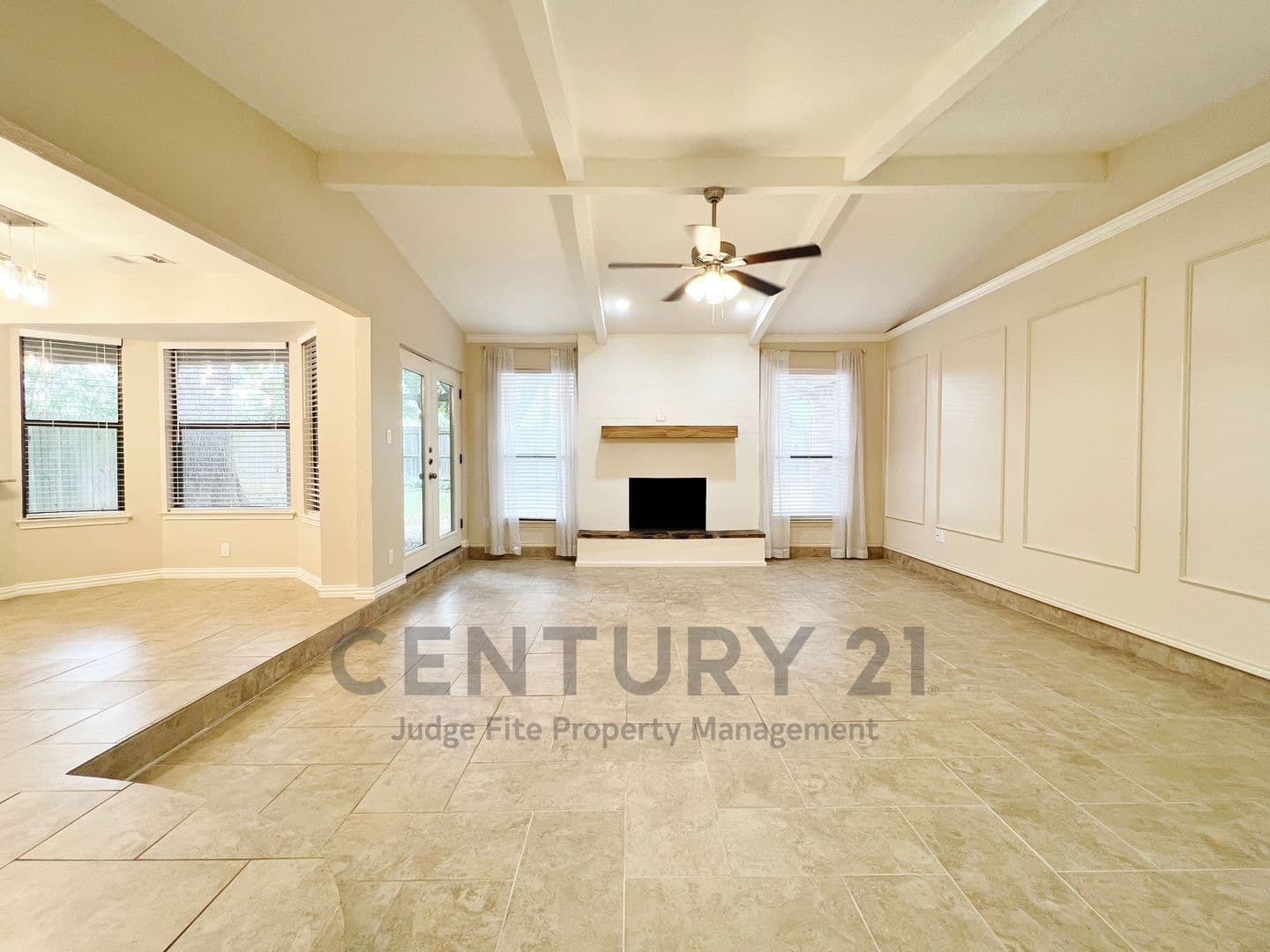 Bedford House: 3101 Murphy Drive