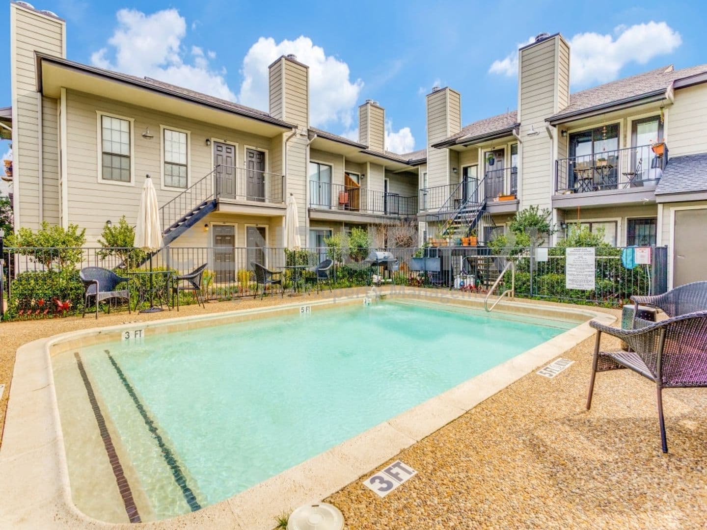 Dallas Condo: 1503 N. Garrett Avenue #111