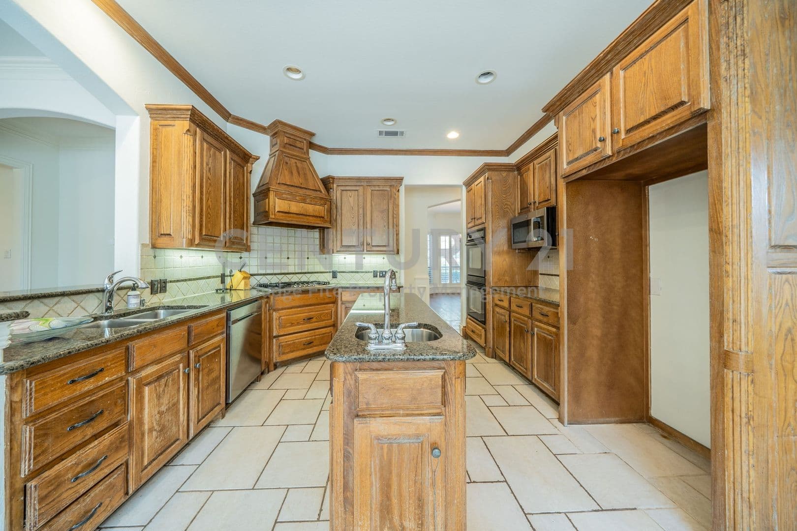 Flower Mound House: 3201 Cedar Ridge Drive