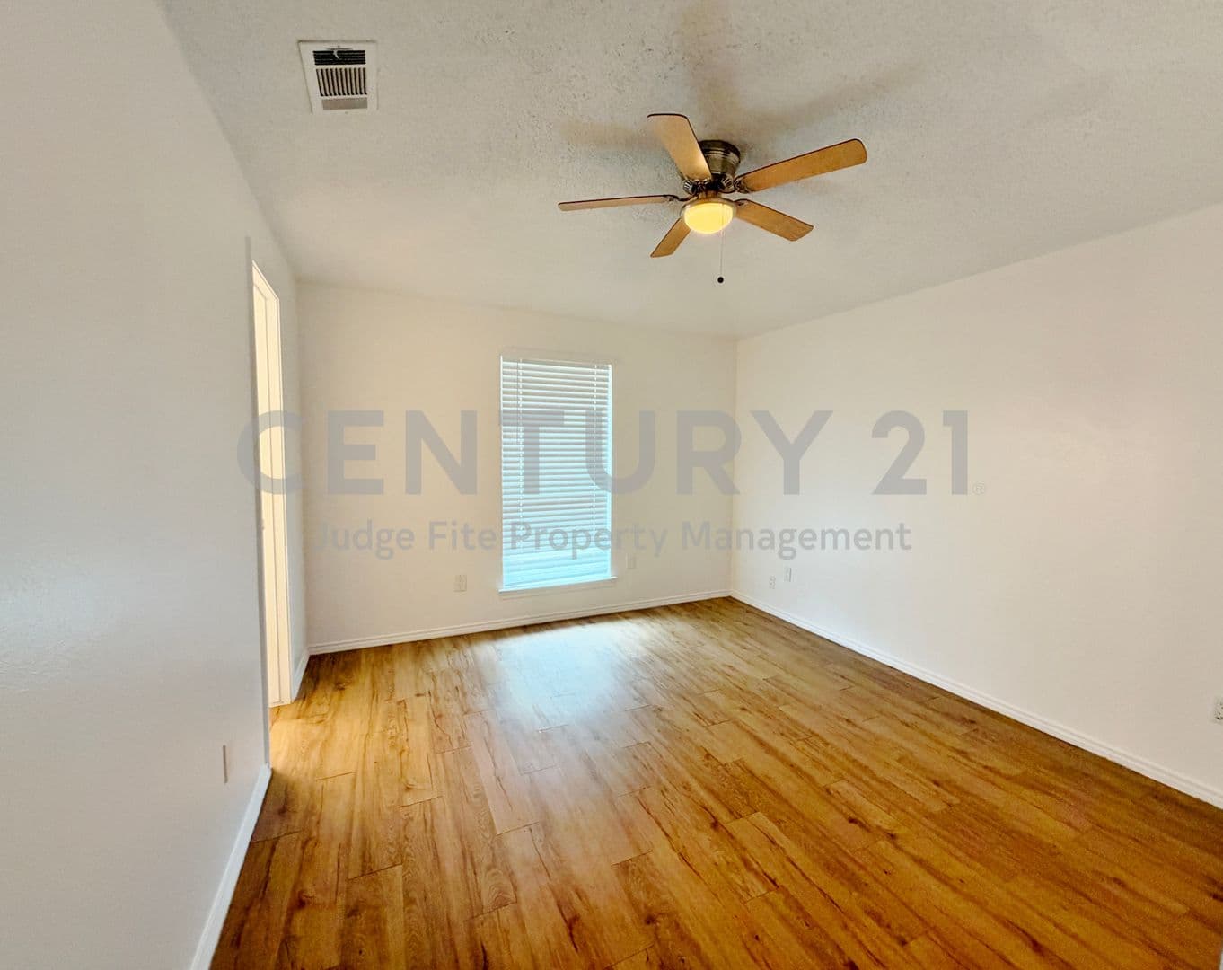 Sachse House: 3914 William Street