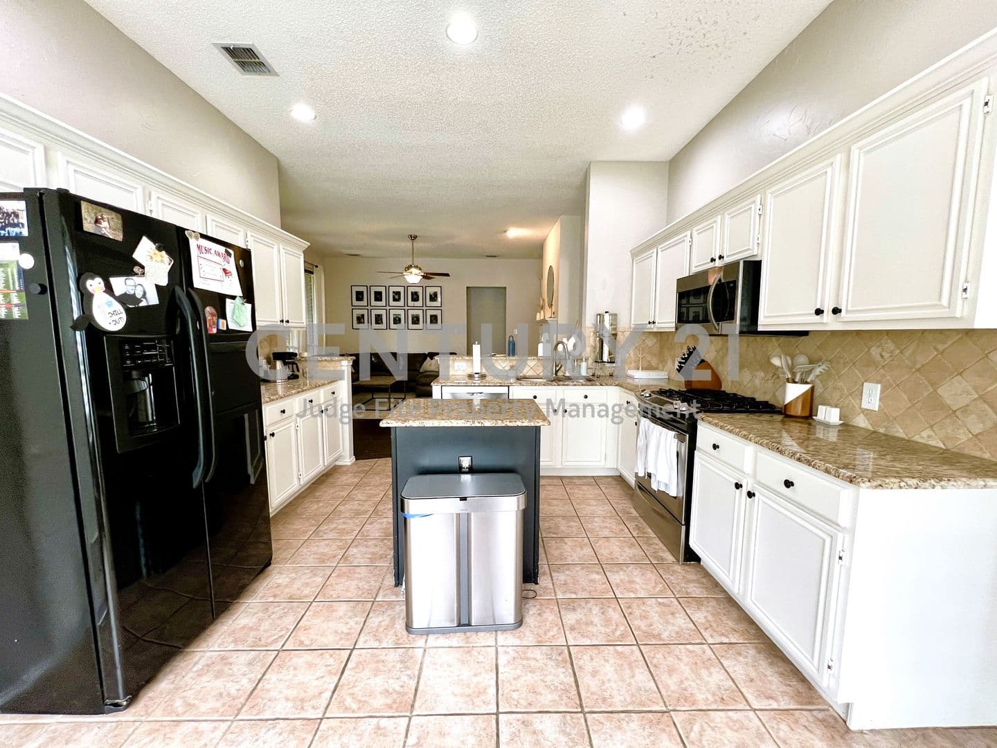 Frisco House: 11413 Huntington Road