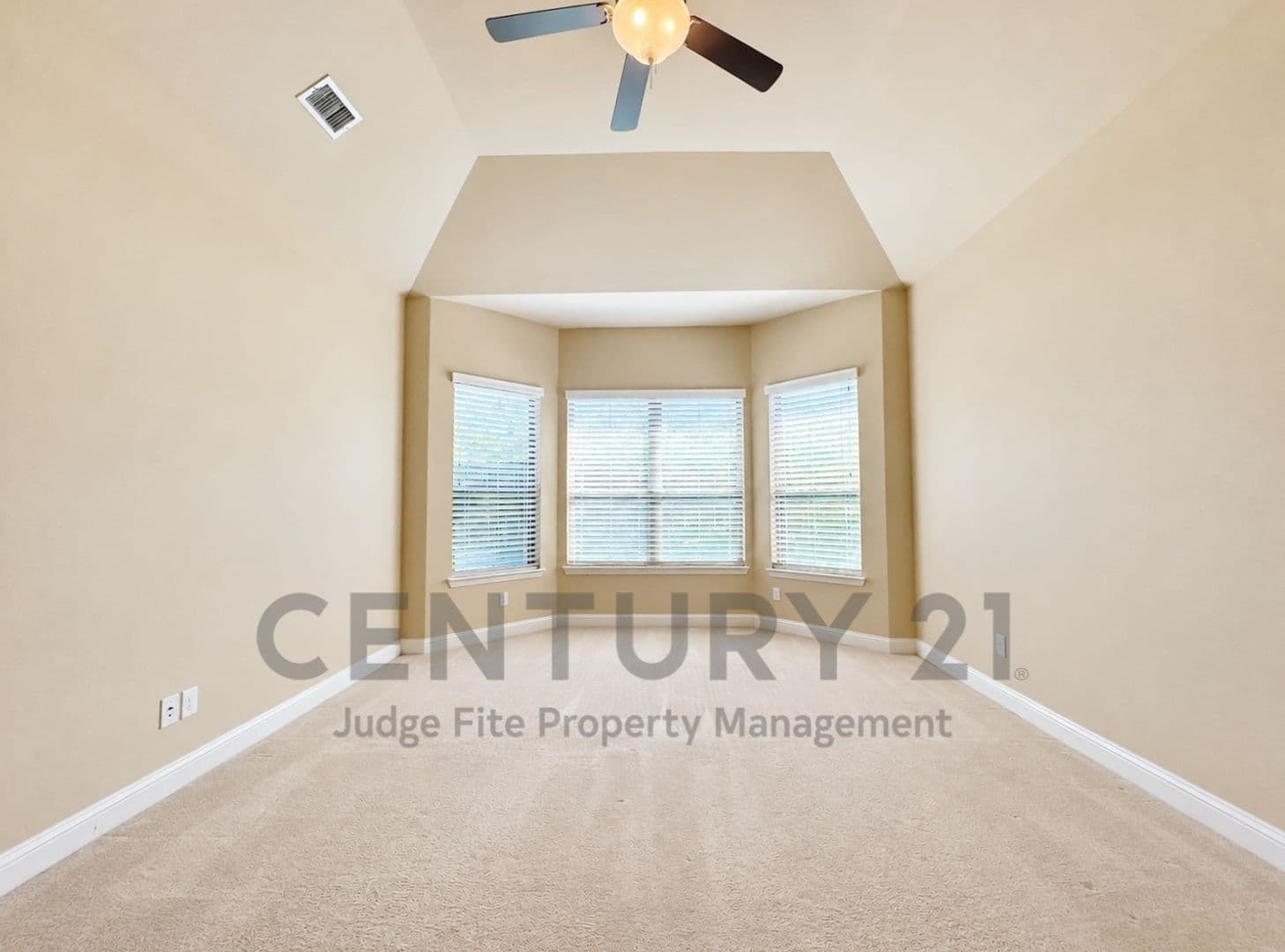 The Colony House: 2645 Walnut Creek Lane