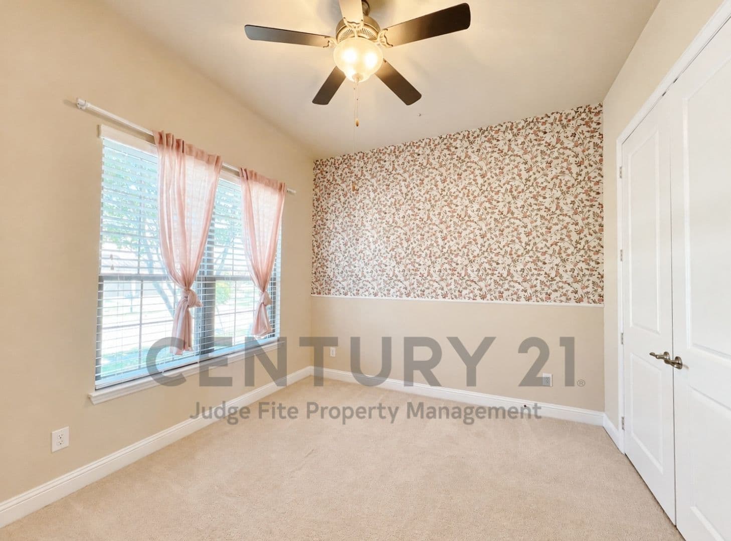 The Colony House: 2645 Walnut Creek Lane