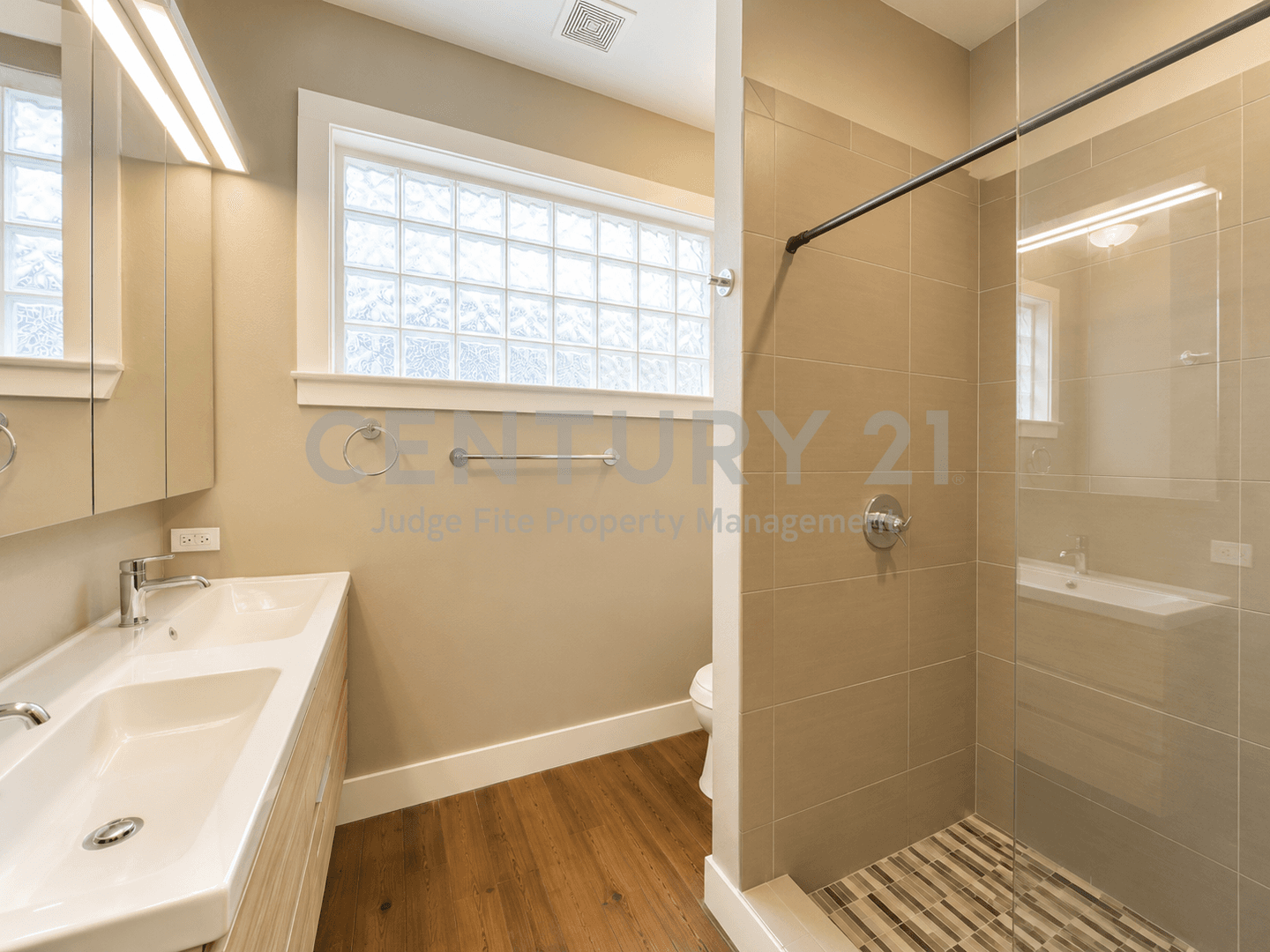 Fort Worth Condo: 1320 May Street #200