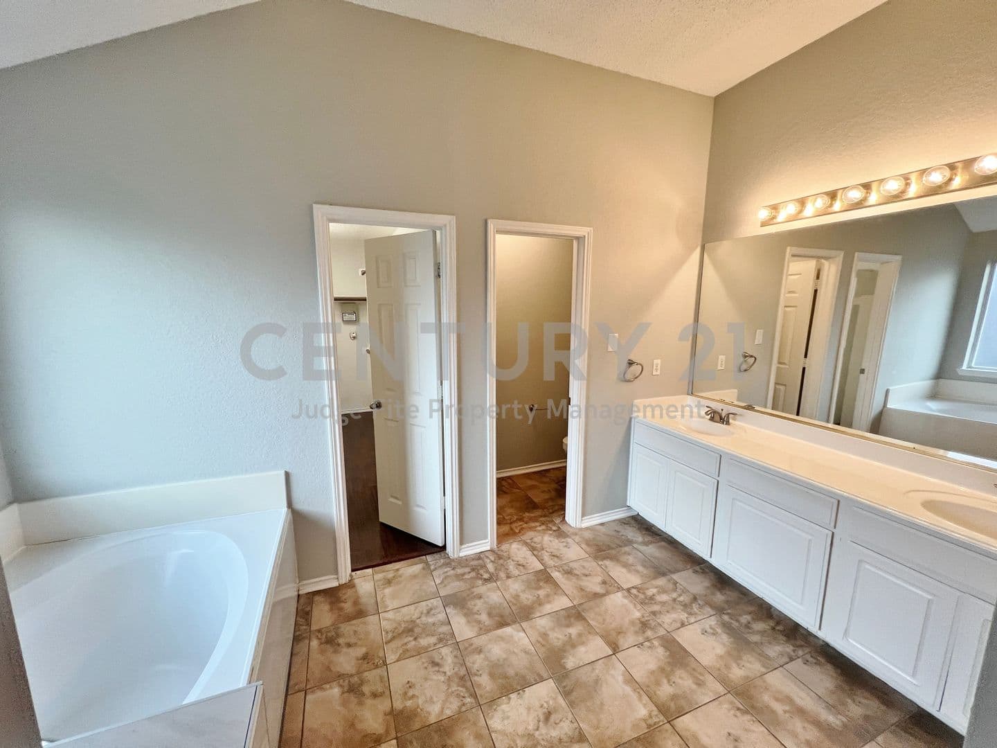 Allen House: 1222 Harvard Lane