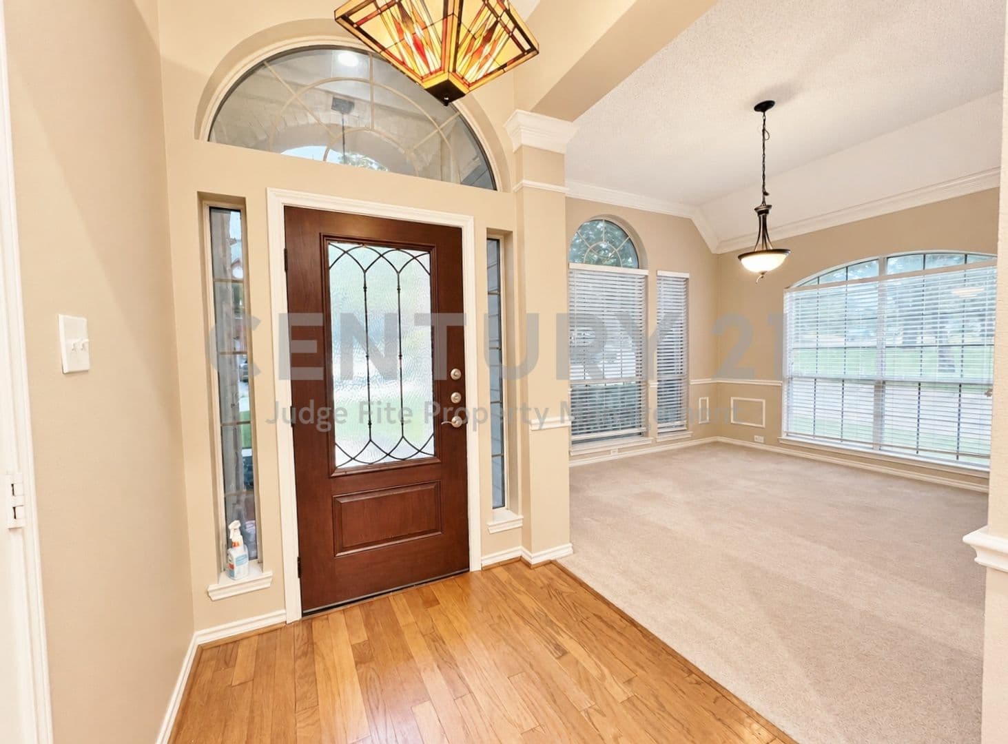 Highland Village House: 2685 Hillside Drive