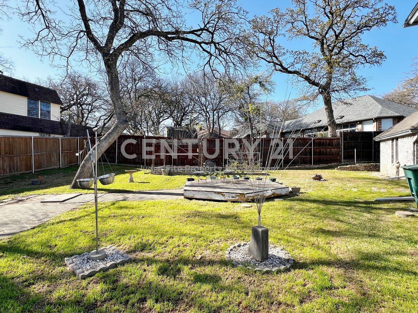 Fort Worth House: 812 Newport Road