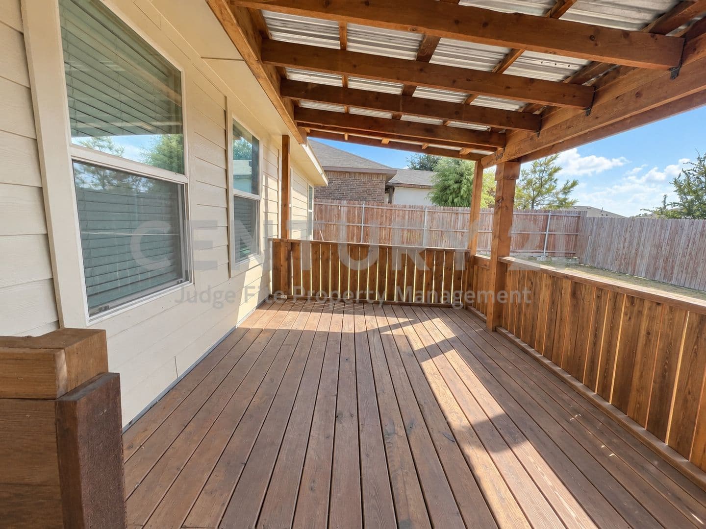Fort Worth House: 712 Ben Lake Trail
