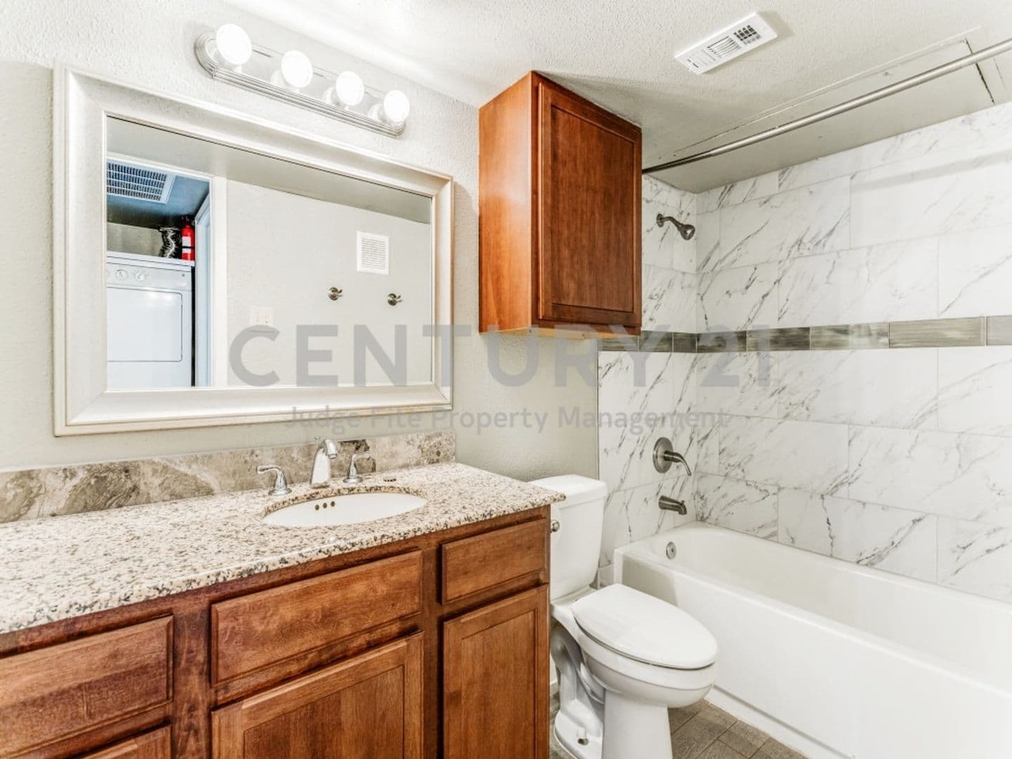 Dallas Condo: 1503 N. Garrett Avenue #111
