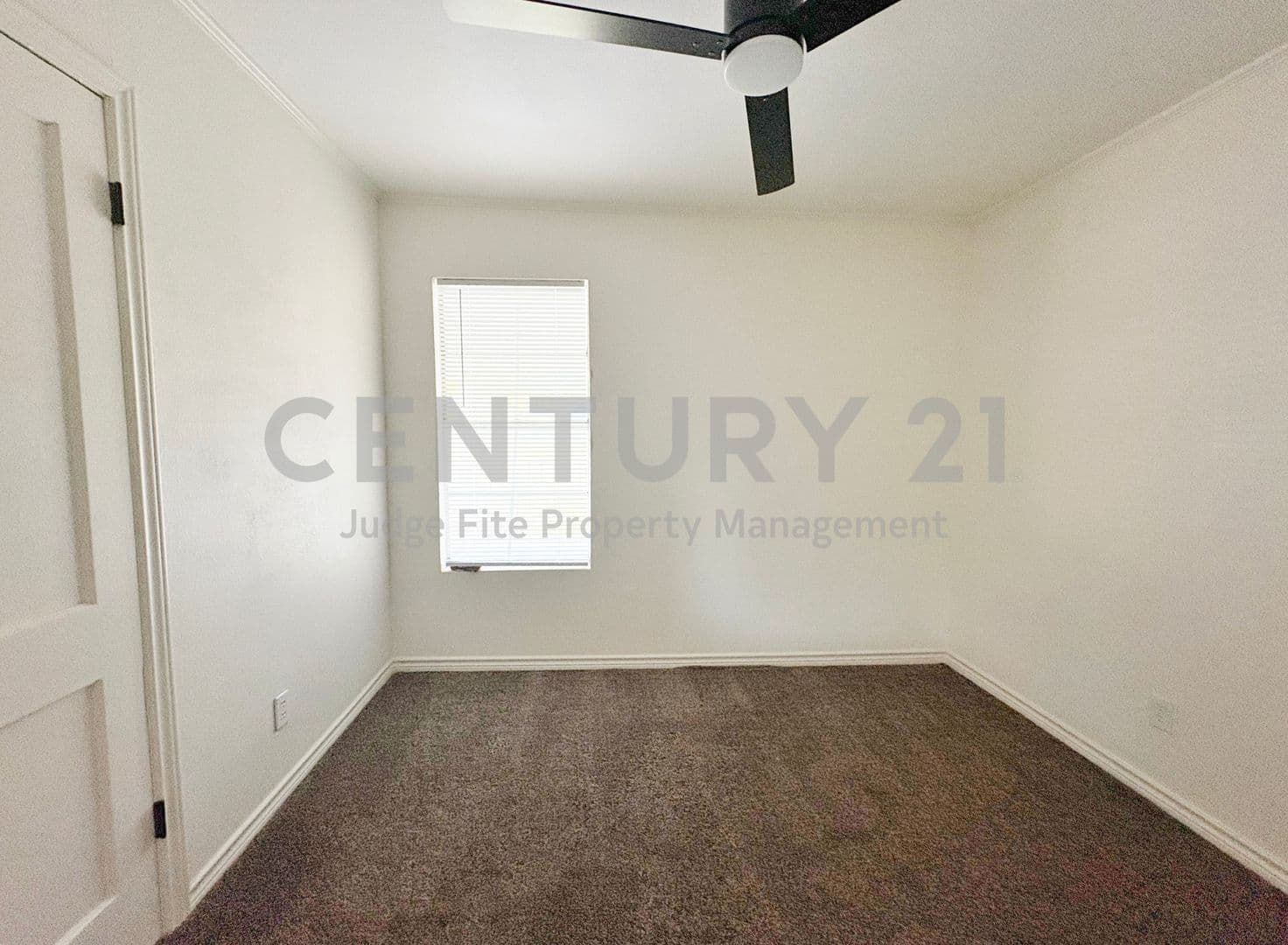 Rockwall House: 206 Renfro Street