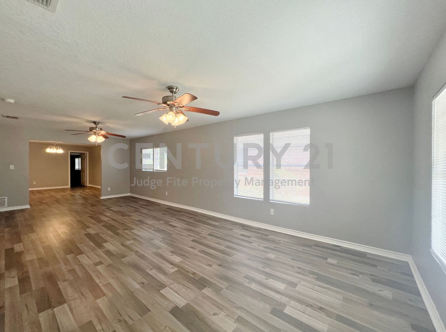 Stephenville House: 450 Everett Street