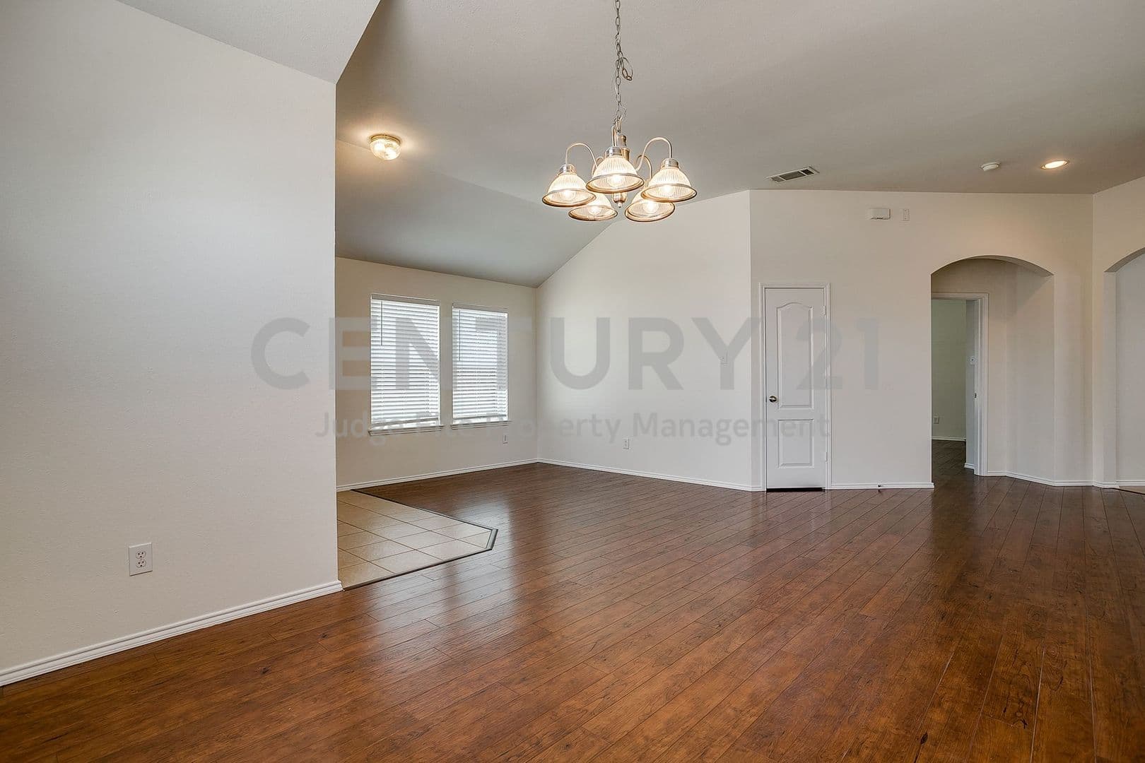 Fort Worth House: 6220 Granite Creek