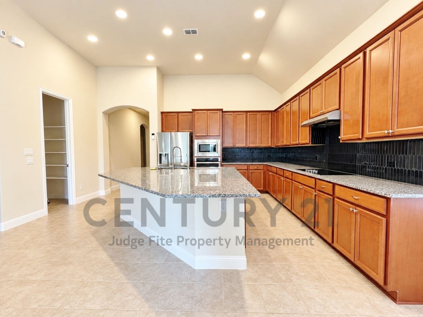 The Colony House: 2645 Walnut Creek Lane