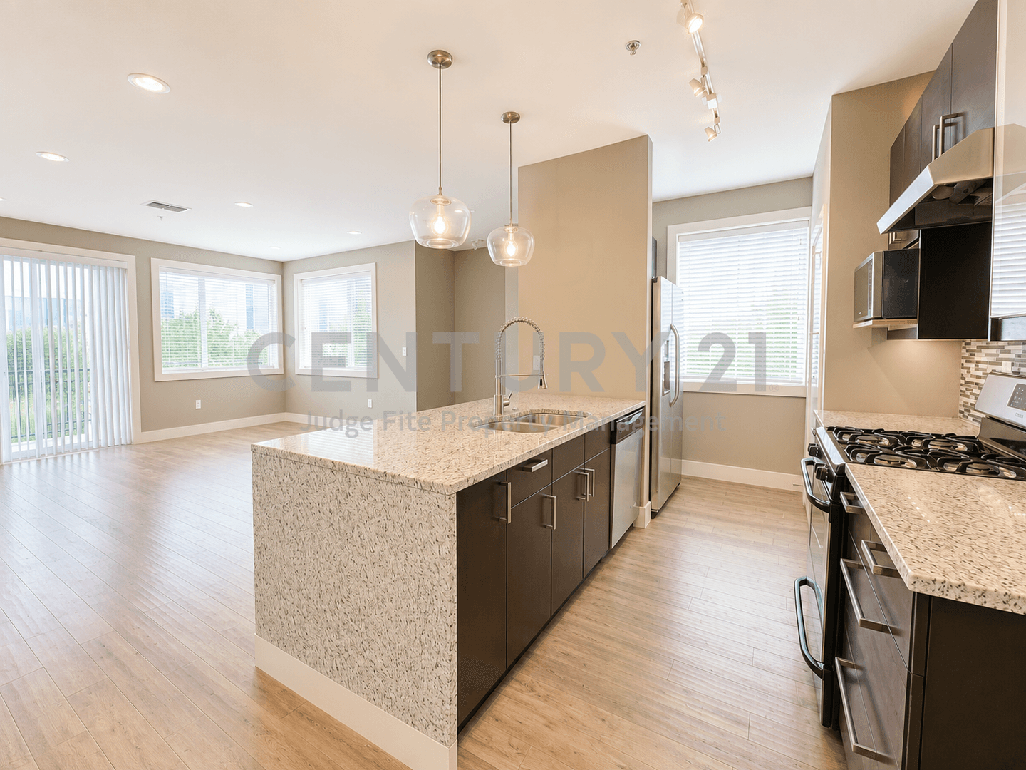 Fort Worth Condo: 1320 May Street #200