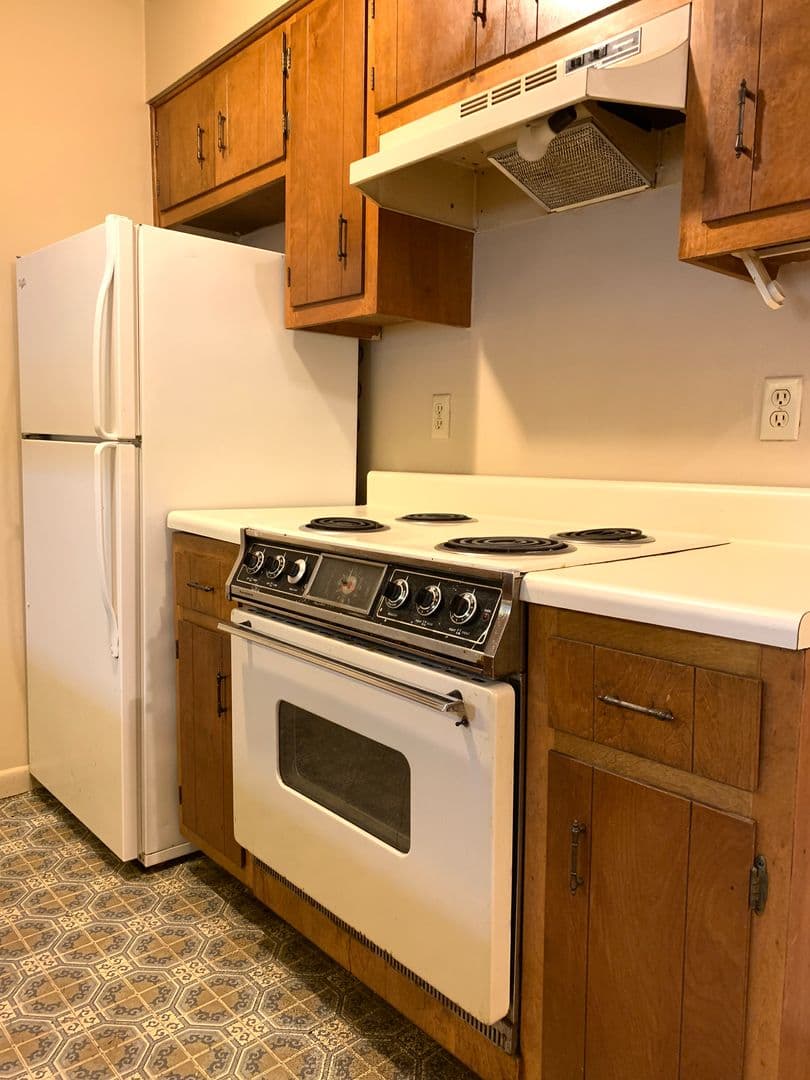 Jonesboro Apartment: 1413 S Church