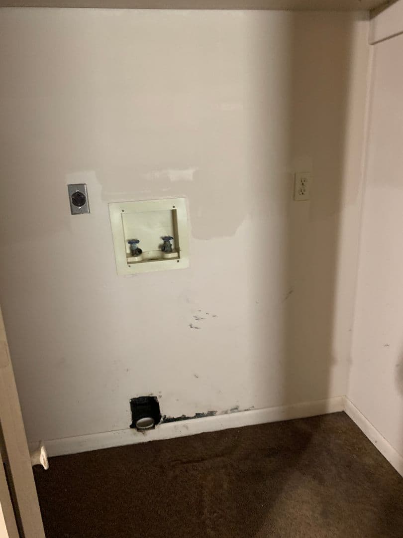 Jonesboro Apartment: 1706 Belt