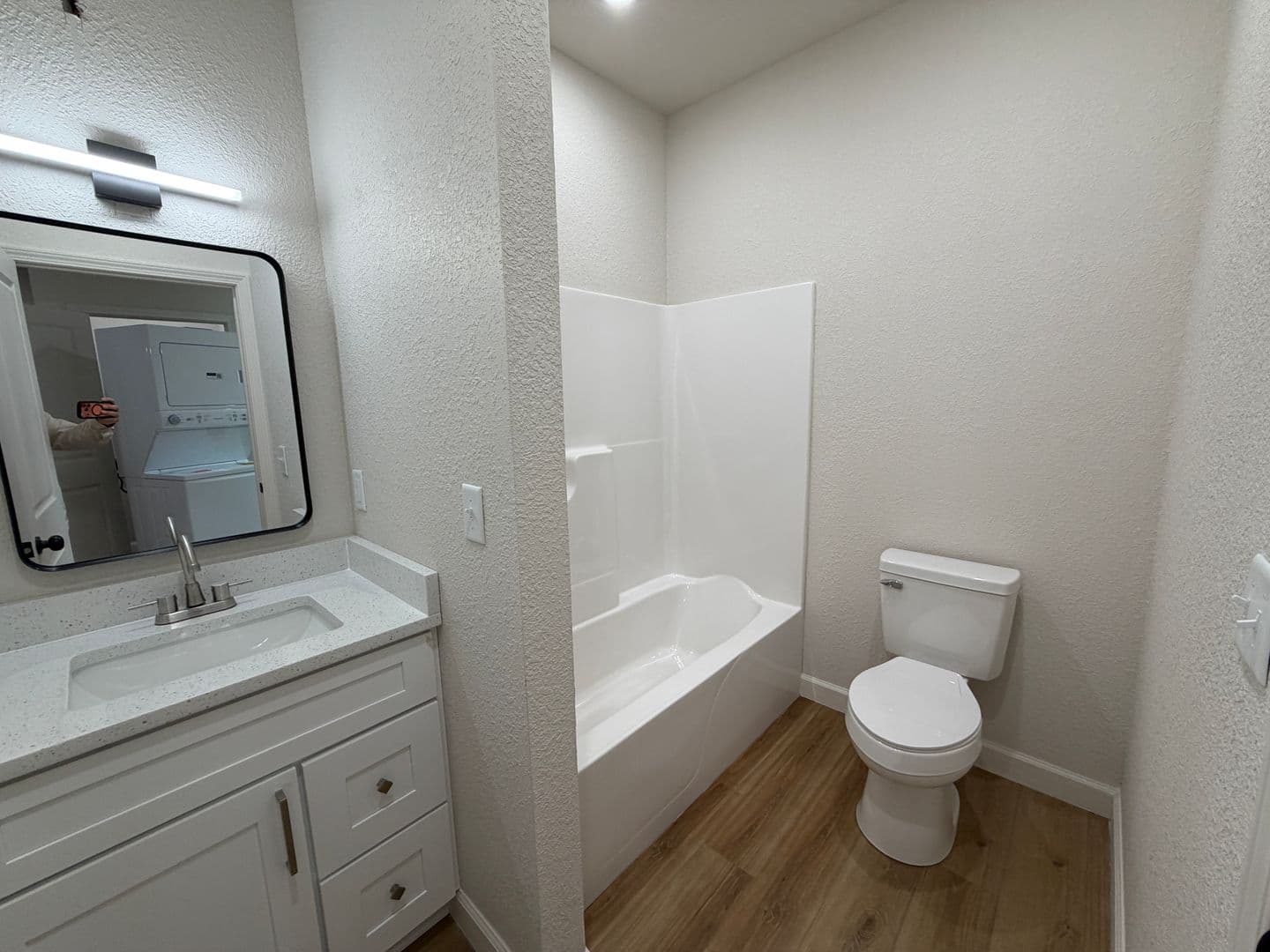 Jonesboro Apartment: 321 Houghton