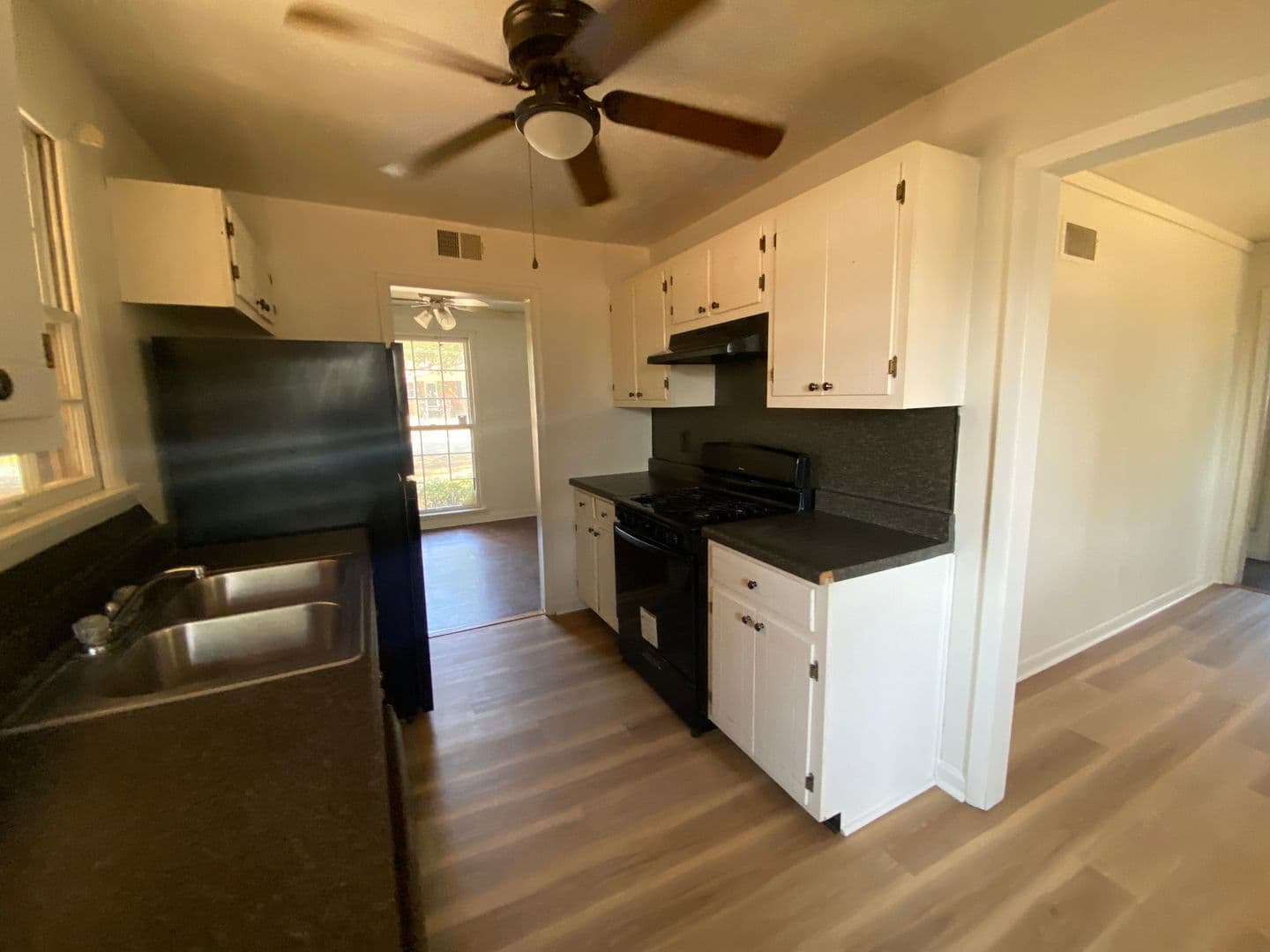 Jonesboro House: 1202 Oakdale