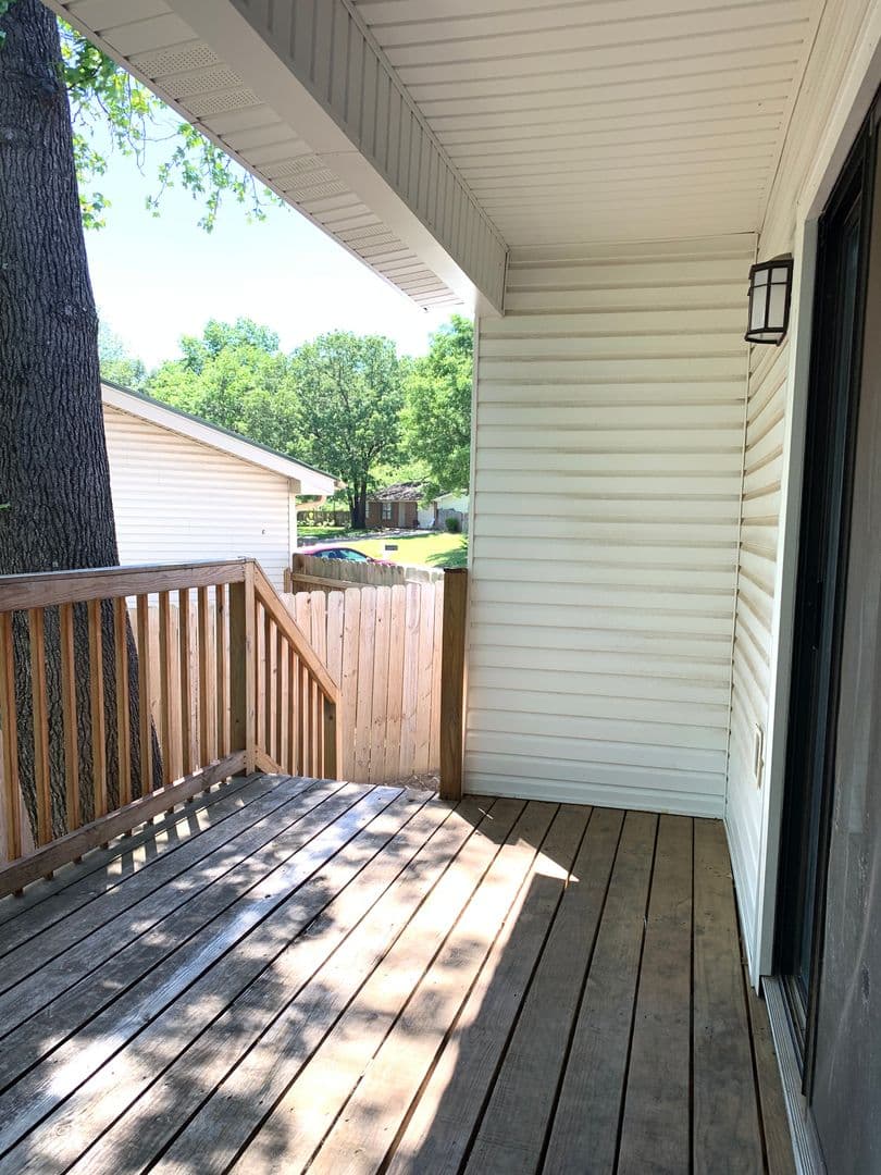Jonesboro House: 1707 Wembleton