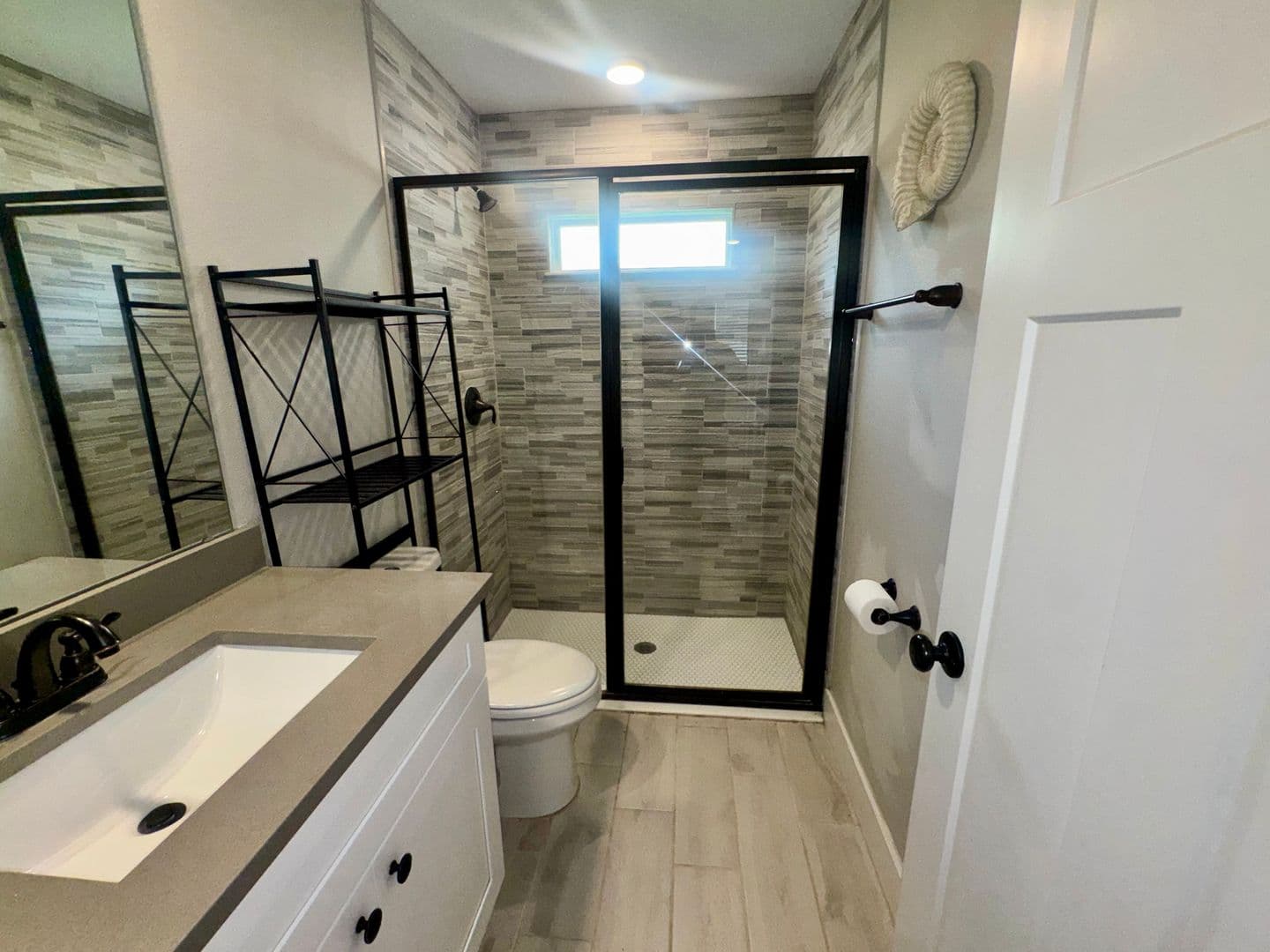 Longwood House: 273 W Warren Ave UNIT-B