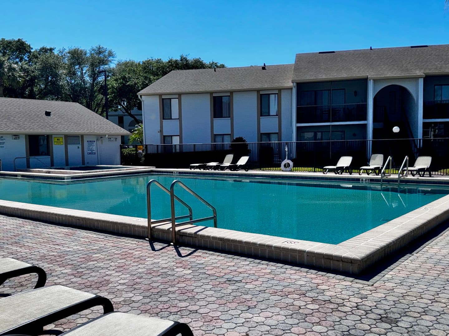 ORLANDO Condo: 8205 SUN SPRING CIRCLE UNIT 72 (LO)