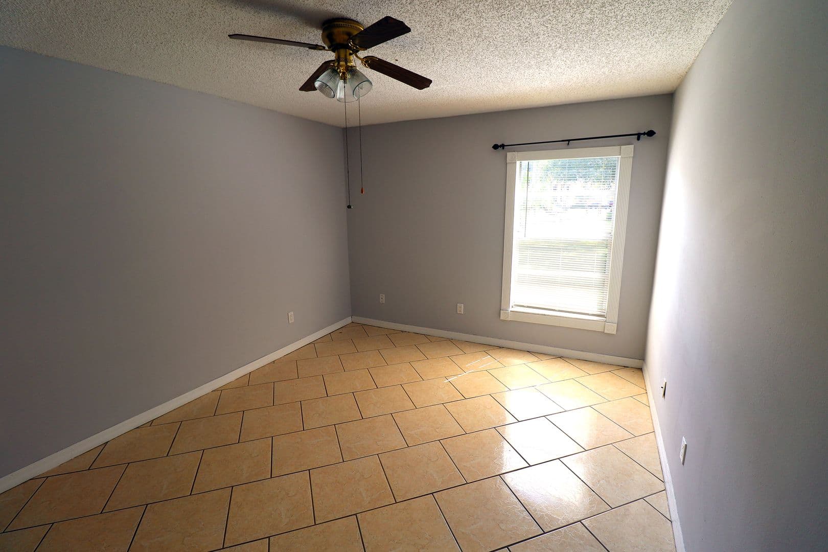 Orlando Condo: 4838 S. Semoran Blvd