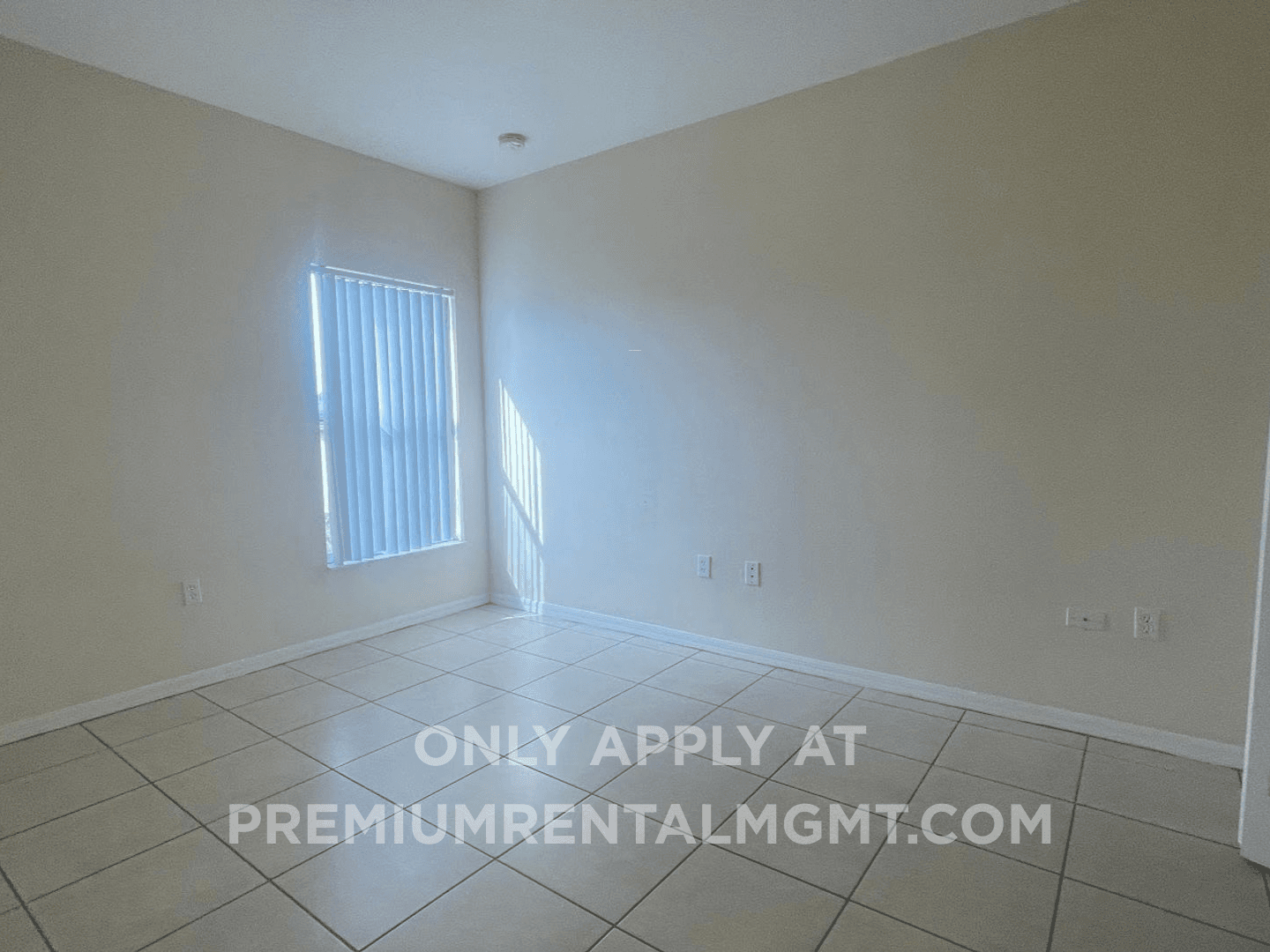 POINCIANA House: 818 FRASER DR.