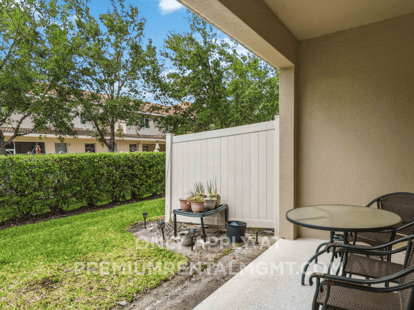OCOEE House: 2107 VELVET LEAF DRIVE- LO